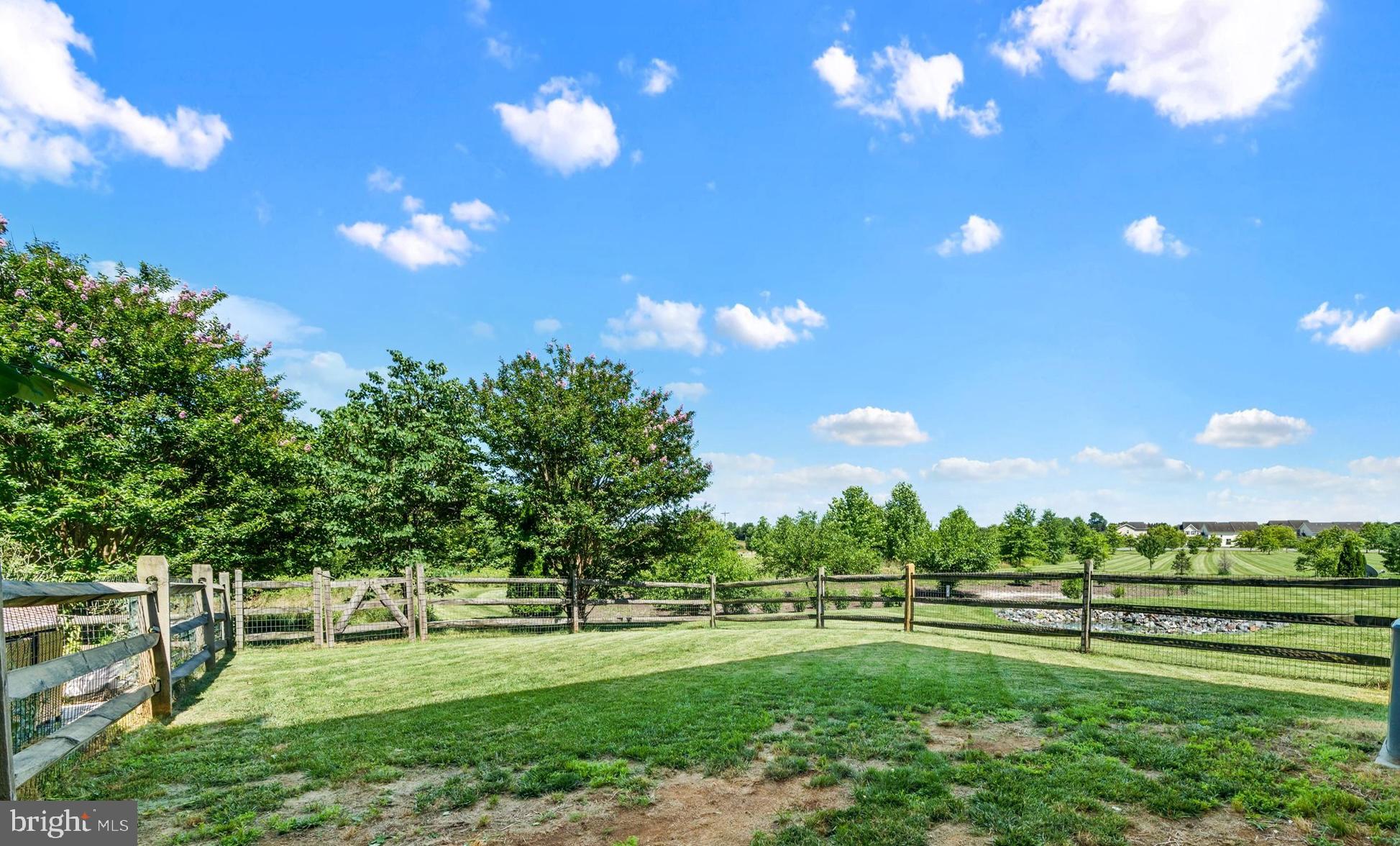 HYETTS CROSSING - Residential