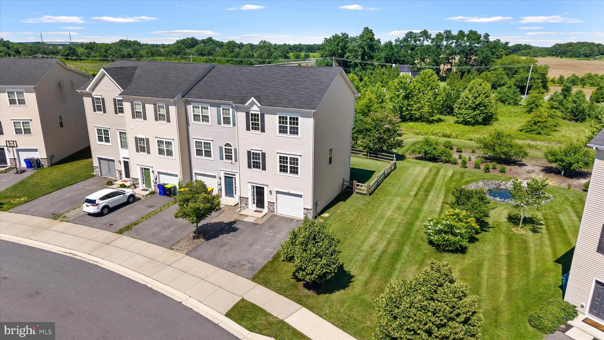 HYETTS CROSSING - Residential