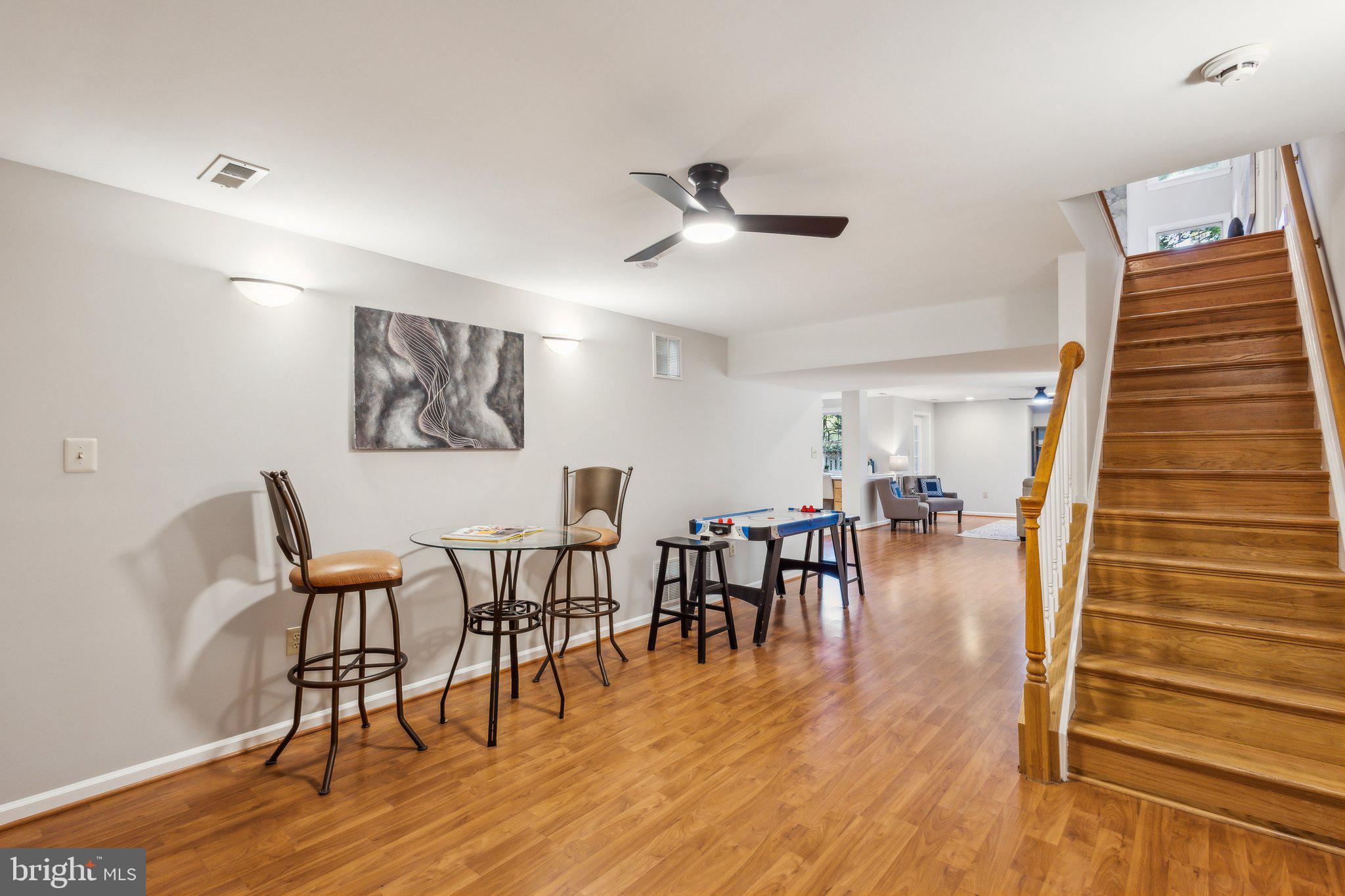 DIVINE LANDING - Residential