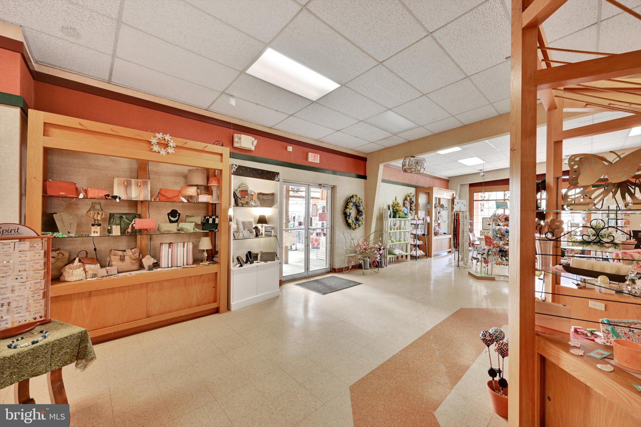 MYERSTOWN/LEBANON - Commercial Sale