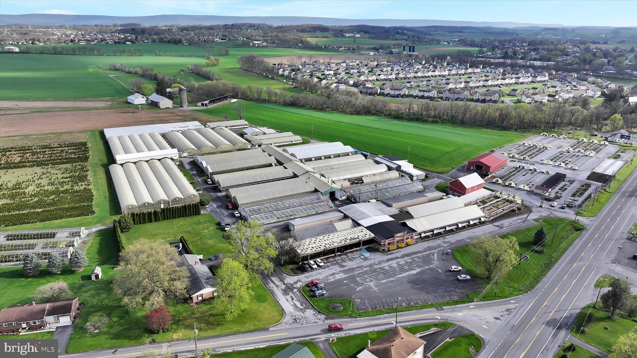MYERSTOWN/LEBANON - Commercial Sale