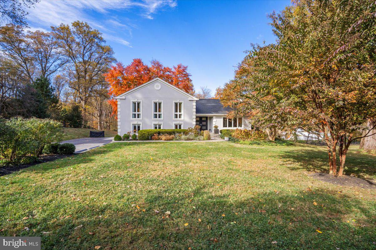 POTOMAC OUTSIDE - Residential