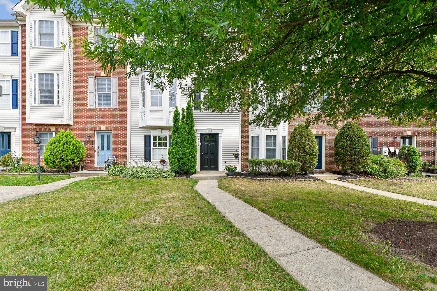 CROFTON FARMS - Residential