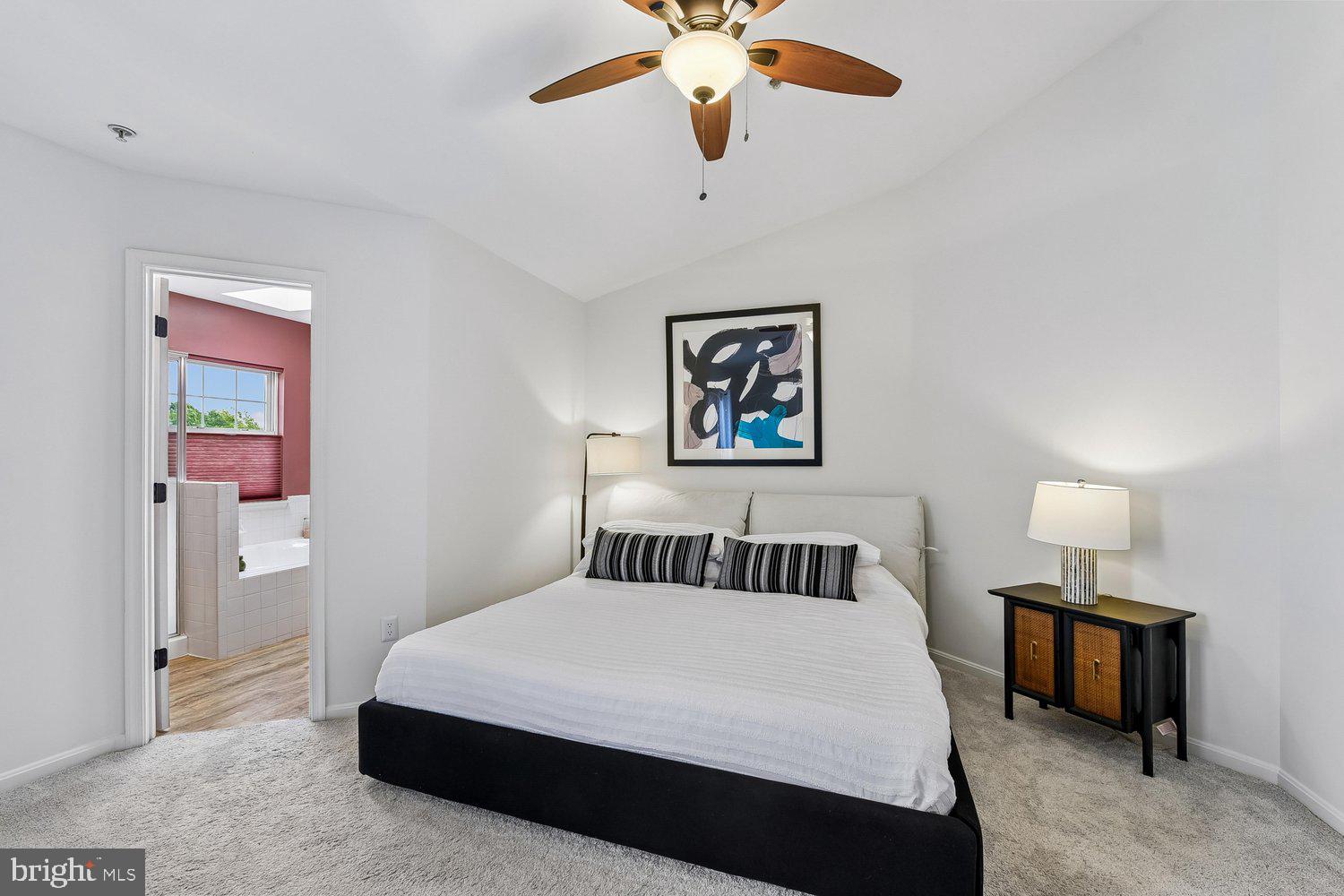 CROFTON FARMS - Residential
