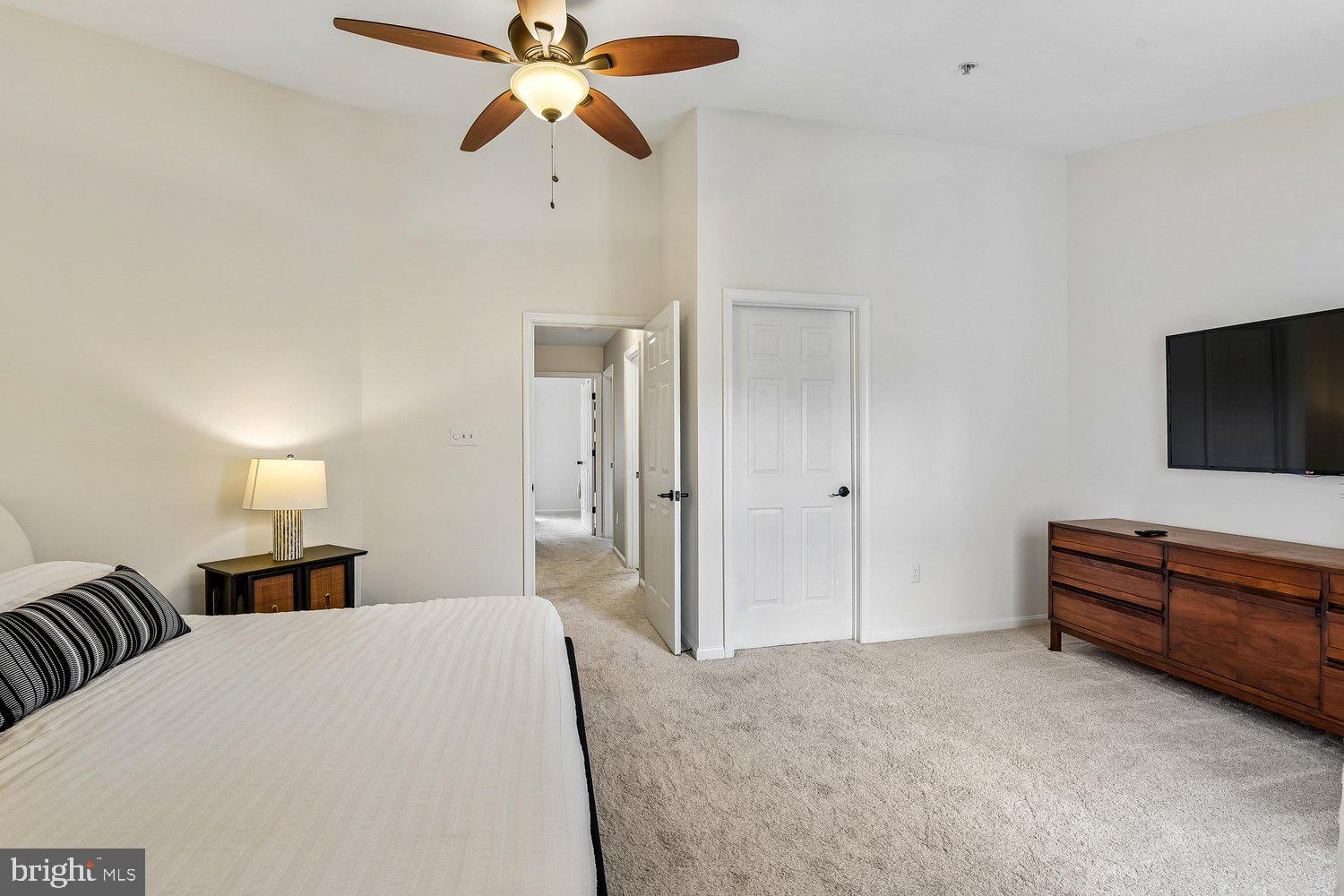CROFTON FARMS - Residential
