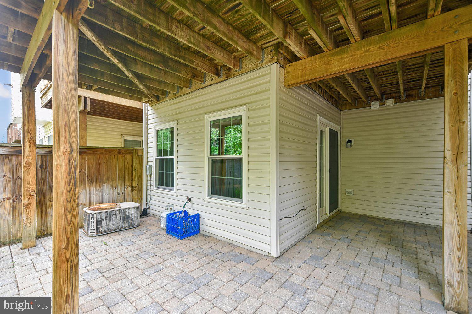 CROFTON FARMS - Residential