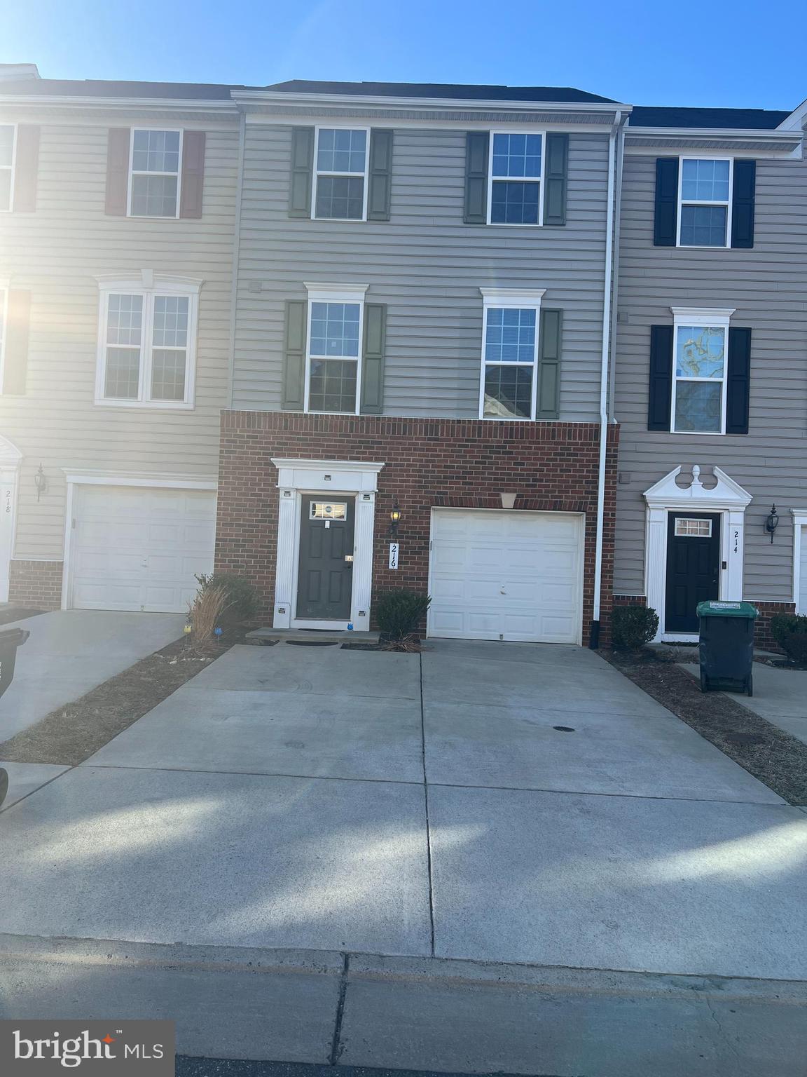 RAPPAHANNOCK LANDING - Residential Lease