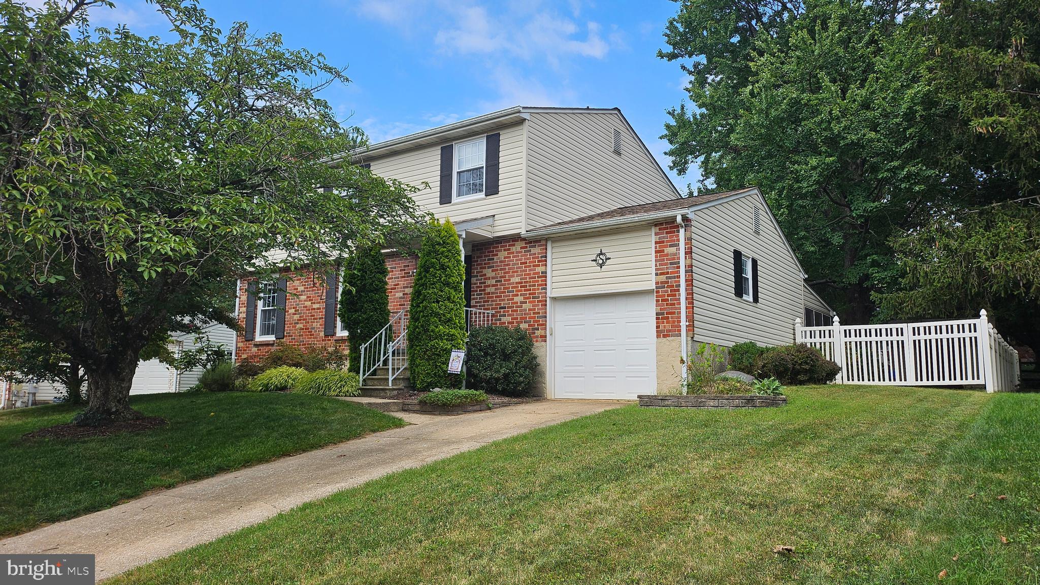 104 Medlow Court is a peaceful and  beautifully maintained 4-bedroom, 2.5-bath Colonial located on a quiet cul-de-sac in the sought after Coachford community. The main level features a welcoming foyer, generous living room with gas fireplace insert (2017),  formal dining room, and a family room off the kitchen. New luxury vinyl plank flooring (2021) throughout the main level! The renovated kitchen (2018) includes quartz countertops, stainless steel appliances, and an enlarged peninsula with extra bar seating. Step outside to the screened-in porch and enjoy the fully fenced backyard with new patio and landscape lighting (2023). Perfect for relaxing and enjoying the upcoming summer nights.
Upstairs offers a primary bedroom with renovated en suite bath (2017), three additional bedrooms, and an updated hallway bath (2019). The partially finished lower level provides additional living space along with a dedicated workshop and storage area, great for hobbyists or extra organization needs. Additional updates include a new furnace and AC (2021). Move-in ready with the space, style, and upgrades buyers are looking for.  Established and thriving  neighborhood location with convenient access to retail, restaurants, and commuter routes. Welcome home!