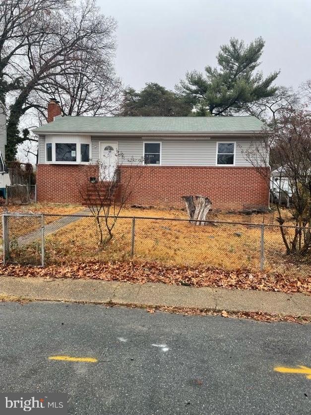 INVESTORS' SPECIAL - STRICTLY AS-IS WHERE-IS.  Excellent opportunity! Assignment of the contract. Send your best offer. Finish as per your style and preferences. Wonderful Location! The buyer will pay all the sellers and the buyer's closing costs.
