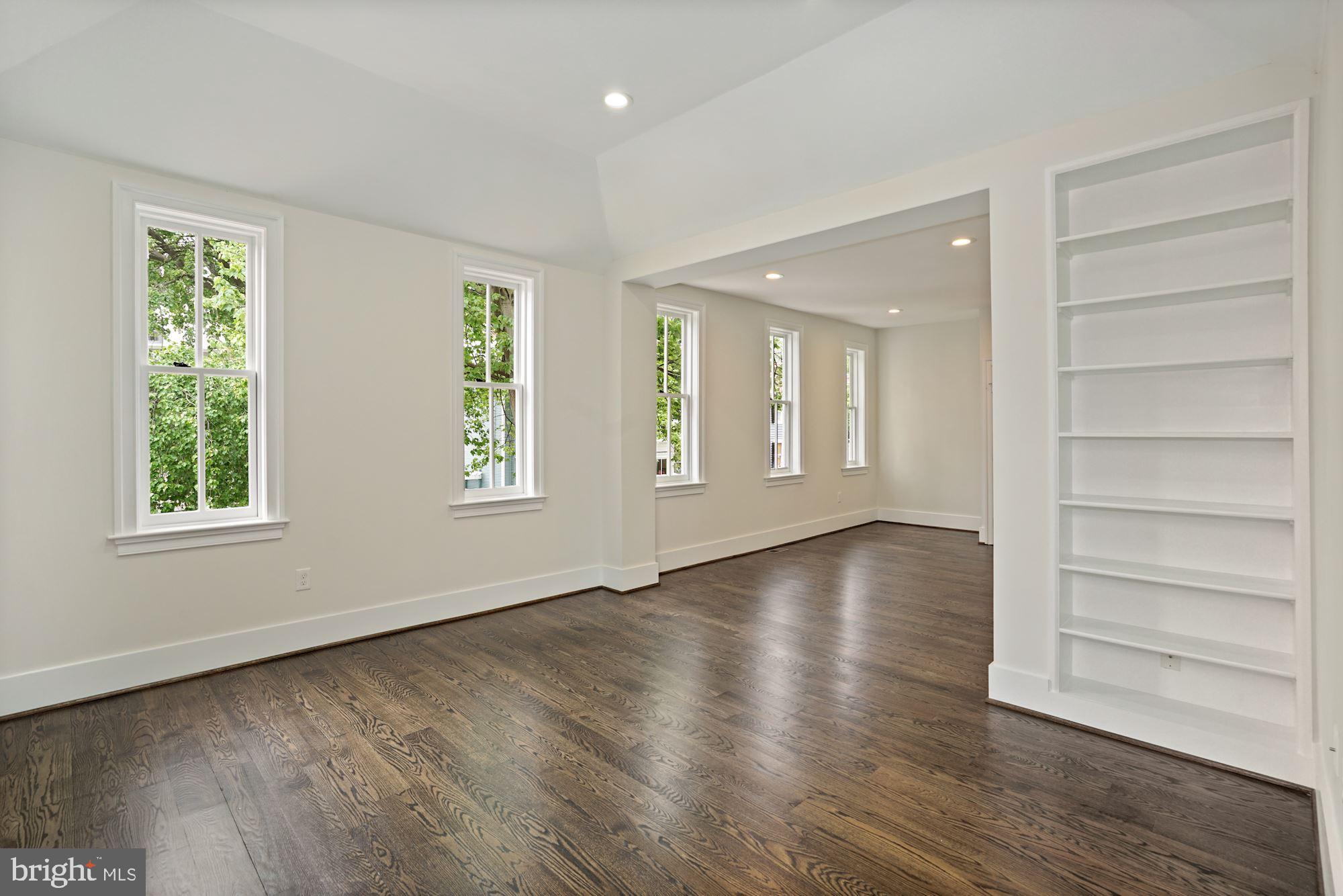 GEORGETOWN - Residential