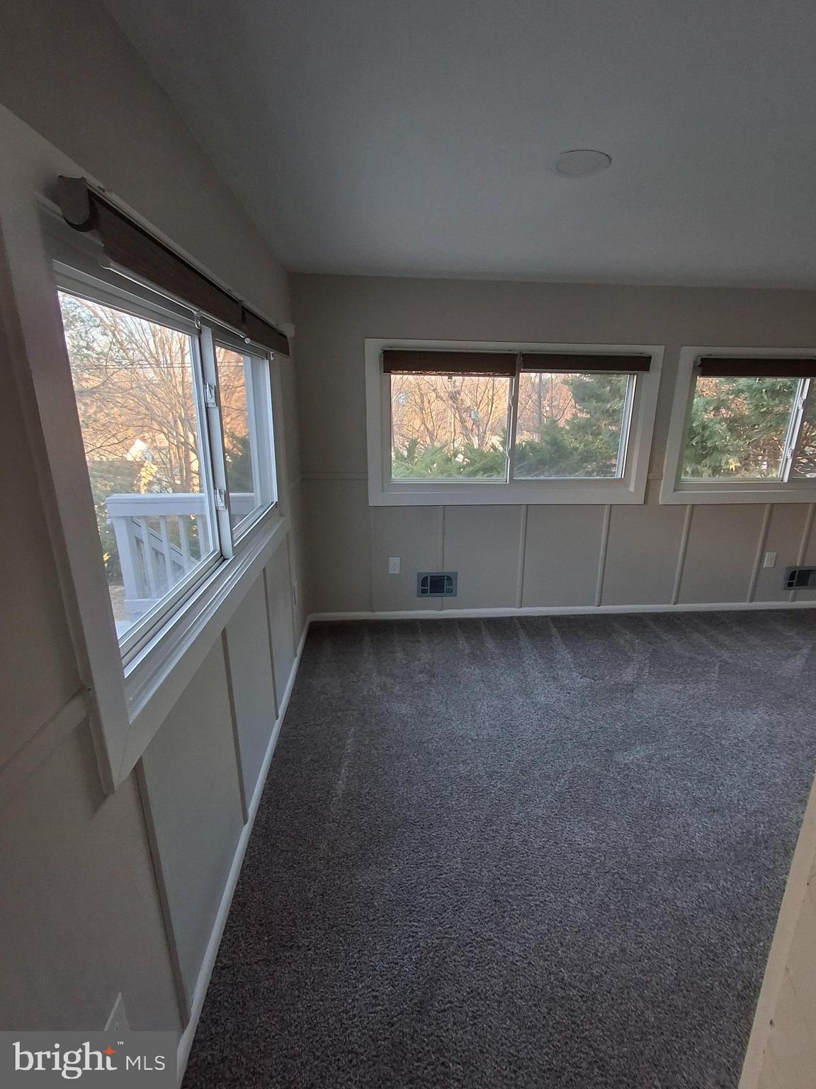 FAIRLAWN-LAUREL - Residential Lease