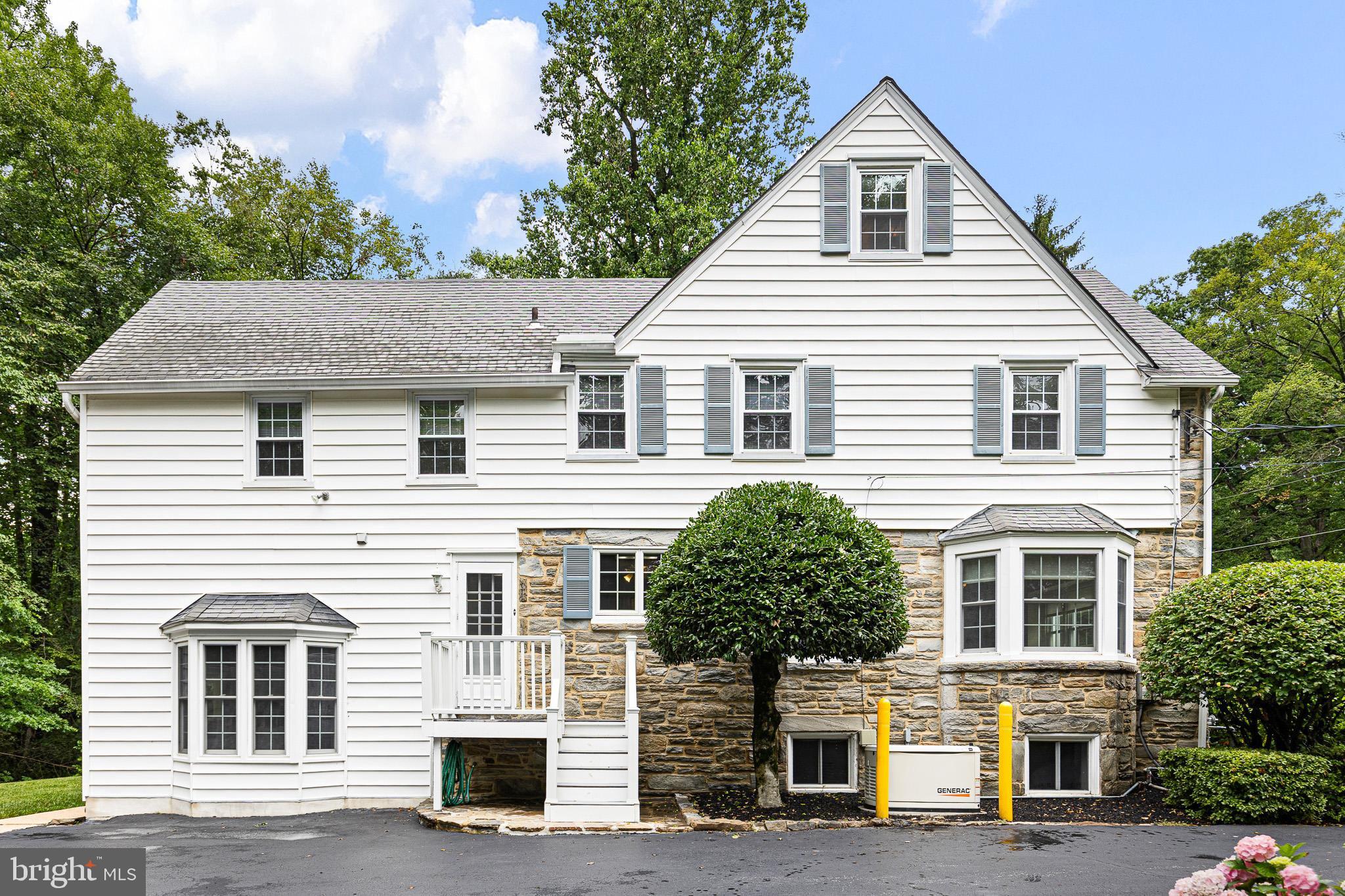 WESTWOOD MANOR - Residential