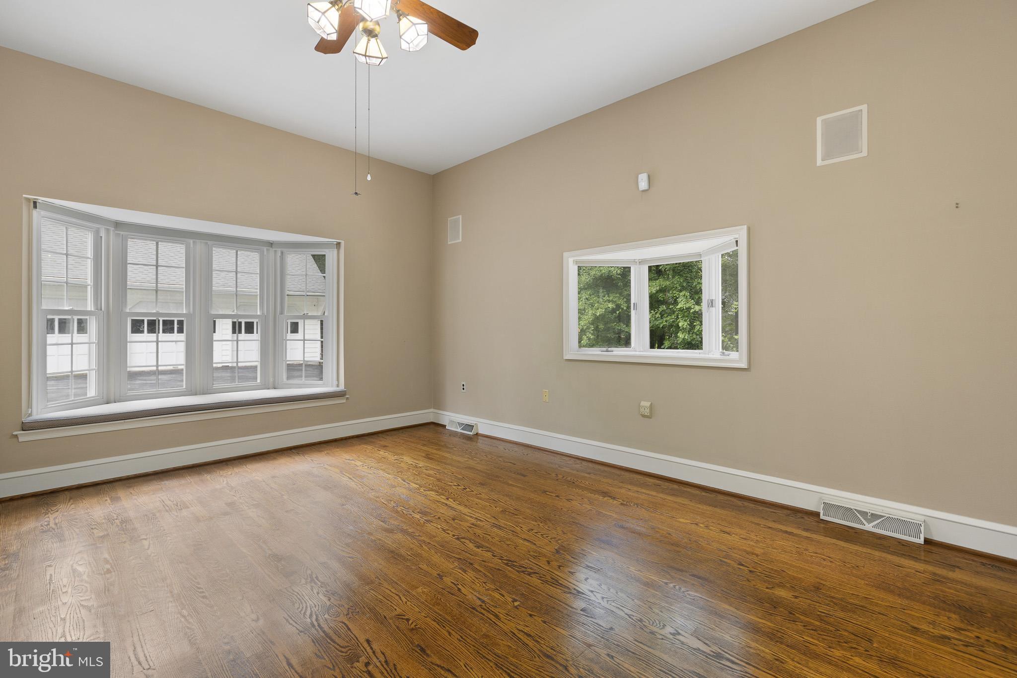 WESTWOOD MANOR - Residential