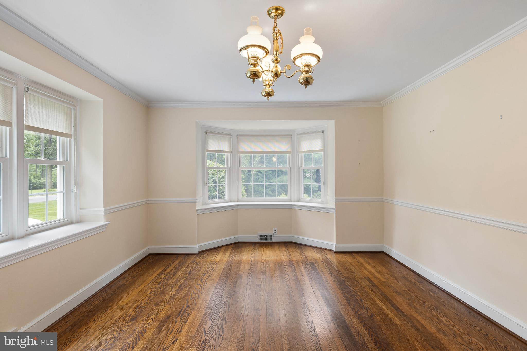 WESTWOOD MANOR - Residential