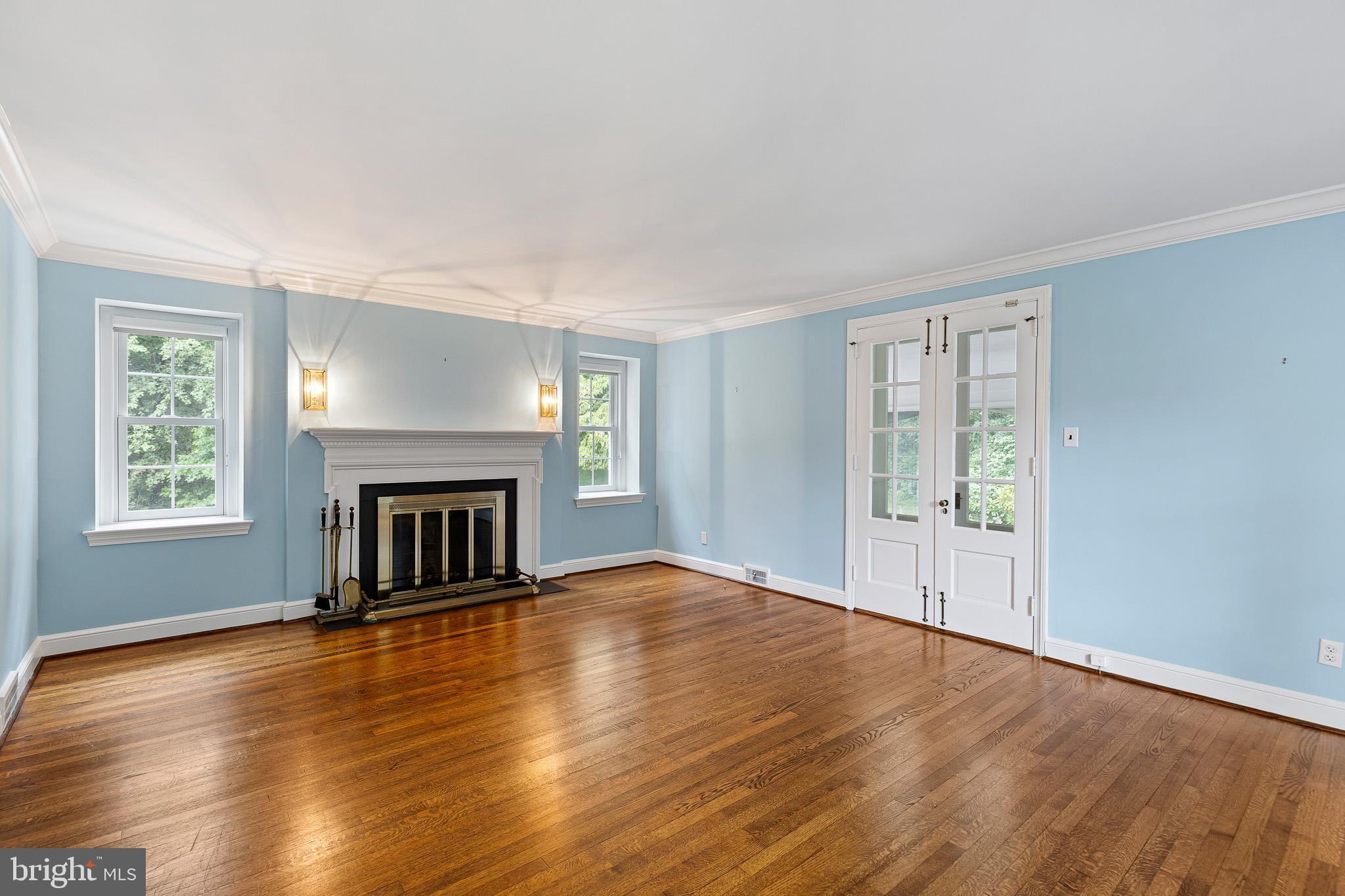 WESTWOOD MANOR - Residential