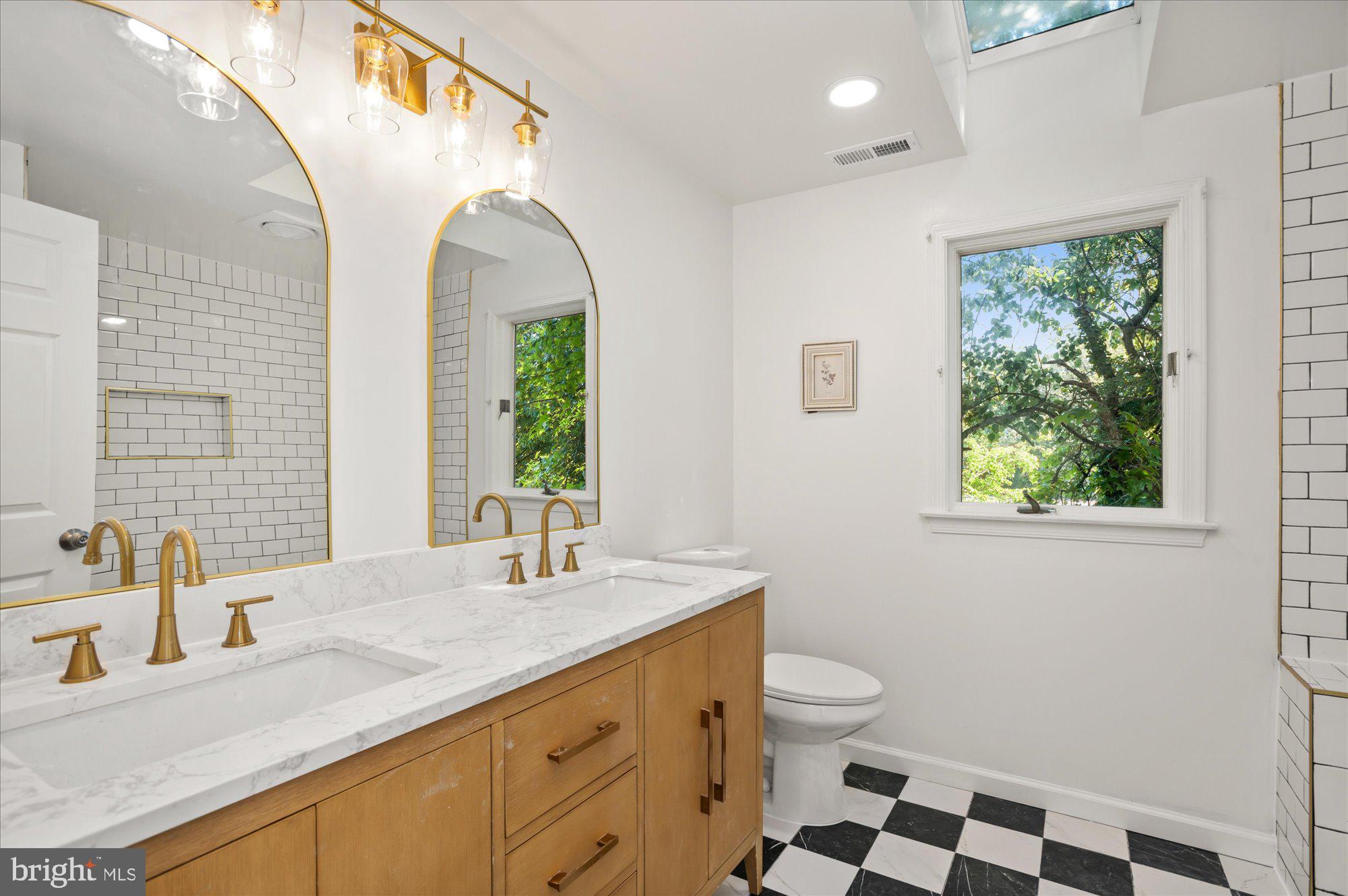 TAKOMA PARK - Residential