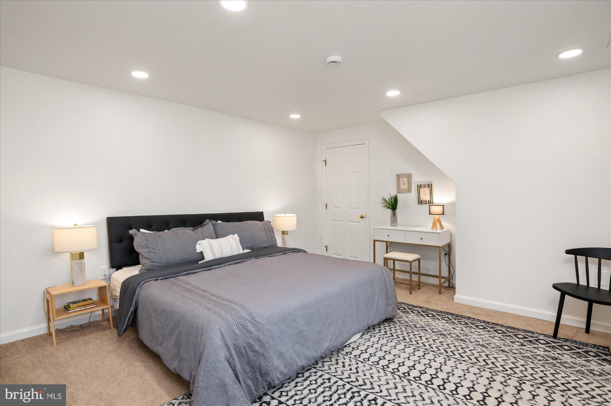 TAKOMA PARK - Residential