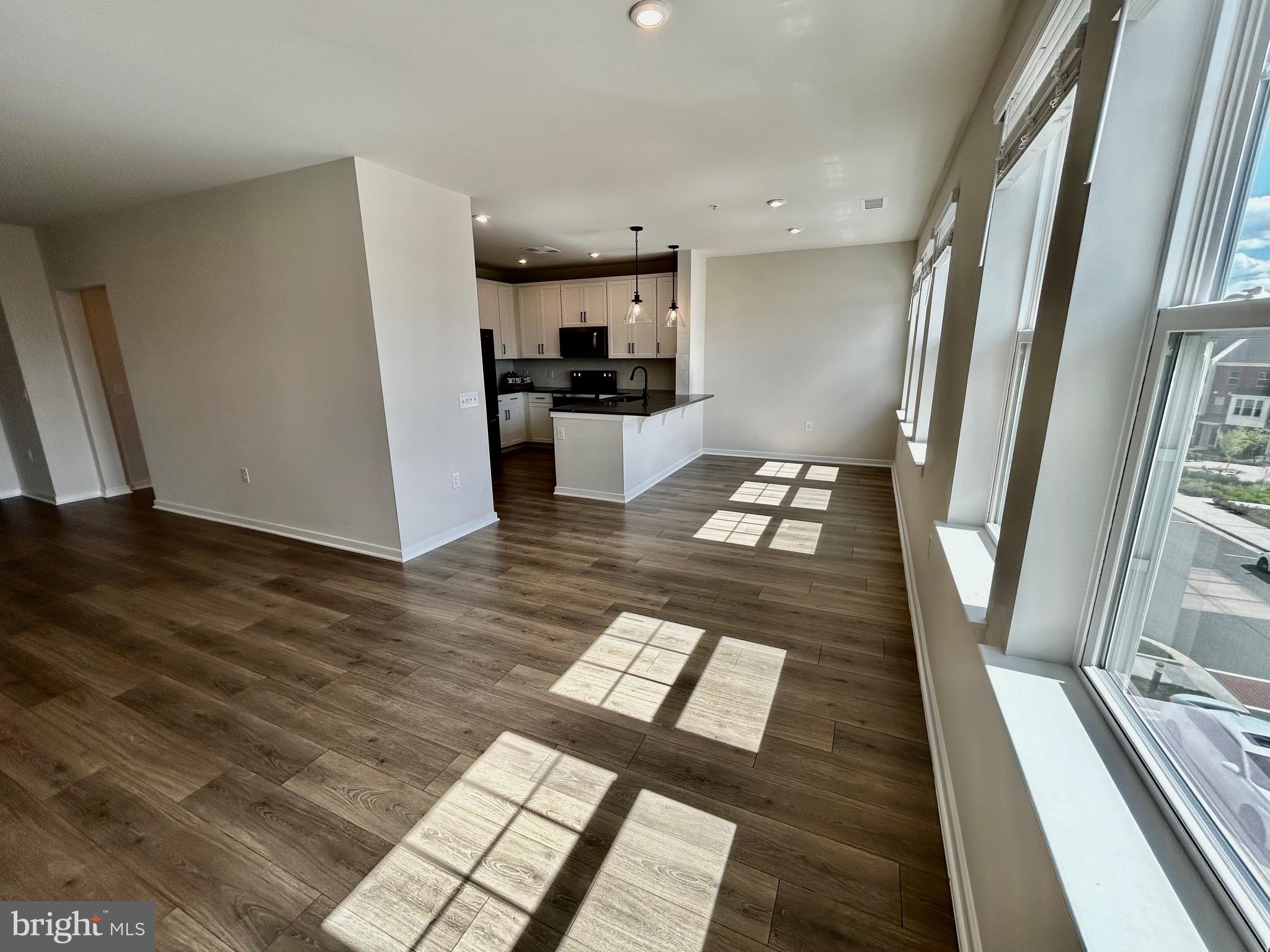 GATHERINGS AT POTOMAC STATION - Residential