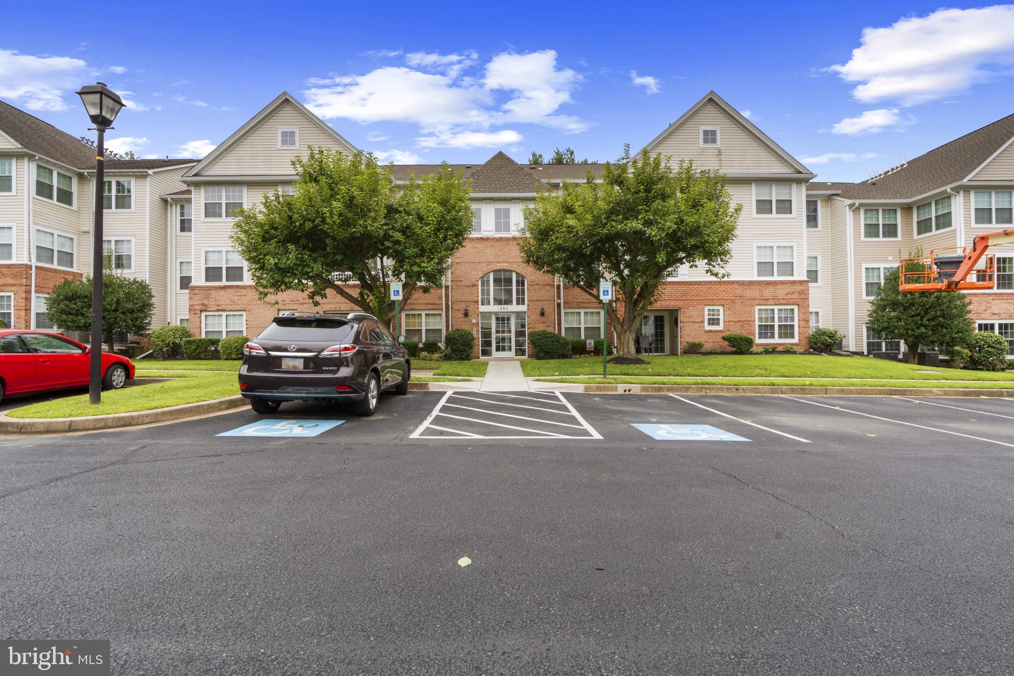 Welcome Home to this Updated QUIET Top Floor Condo offering 2 Spacious Bedrooms and 2 Full Baths.  Bright and Open layout with Plenty of Natural Light Pouring into Every Room here!  Featuring a Large Family Room with Beautiful Hardwood Floors!  Perfect space for Relaxing and Entertaining.  Enjoy the Bright and Airy Updated Kitchen with Bonus Eat In Kitchen Area. The Thoughtfully Designed FloorPlan offers Bedrooms on Opposite Sides of the unit for Privacy and a Primary Suite w/Attached Bath and Walk In Closet.  Enjoy the Fresh Air from the Sunny Private Balcony.  The Condo association offers fitness center , Large Clubhouse and Pool area to add on to your Relaxation and Enjoyment in this Peaceful Community.  Conveniently located to shopping, dining and more.  Schedule your showing today !