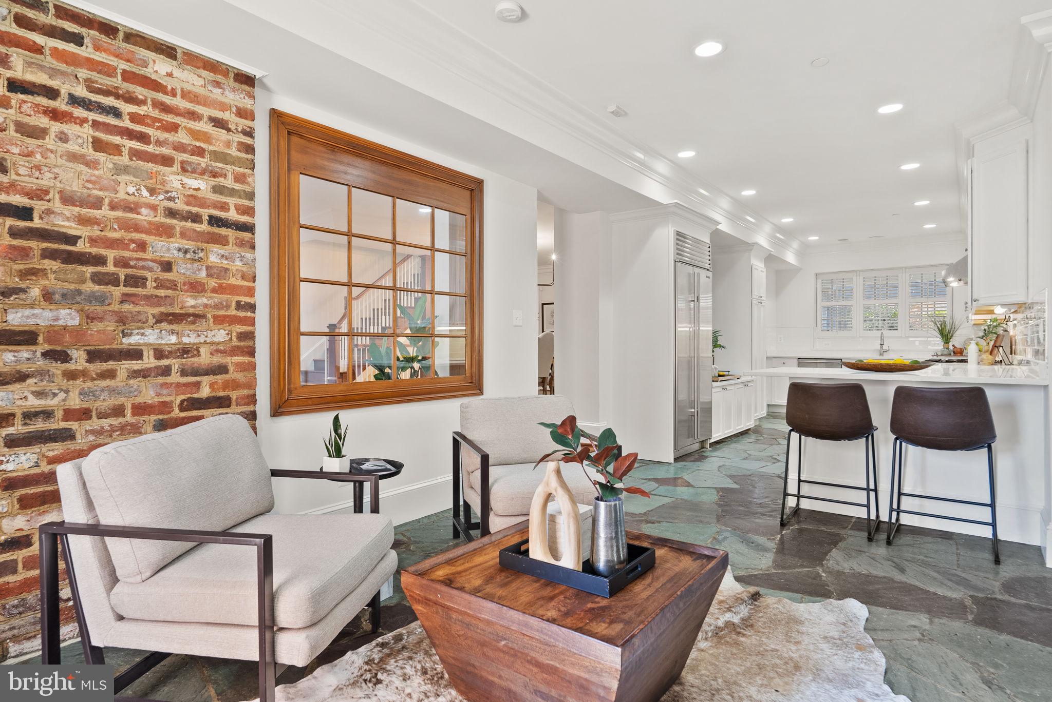 GENERAL WASHINGTON CLUB - Residential