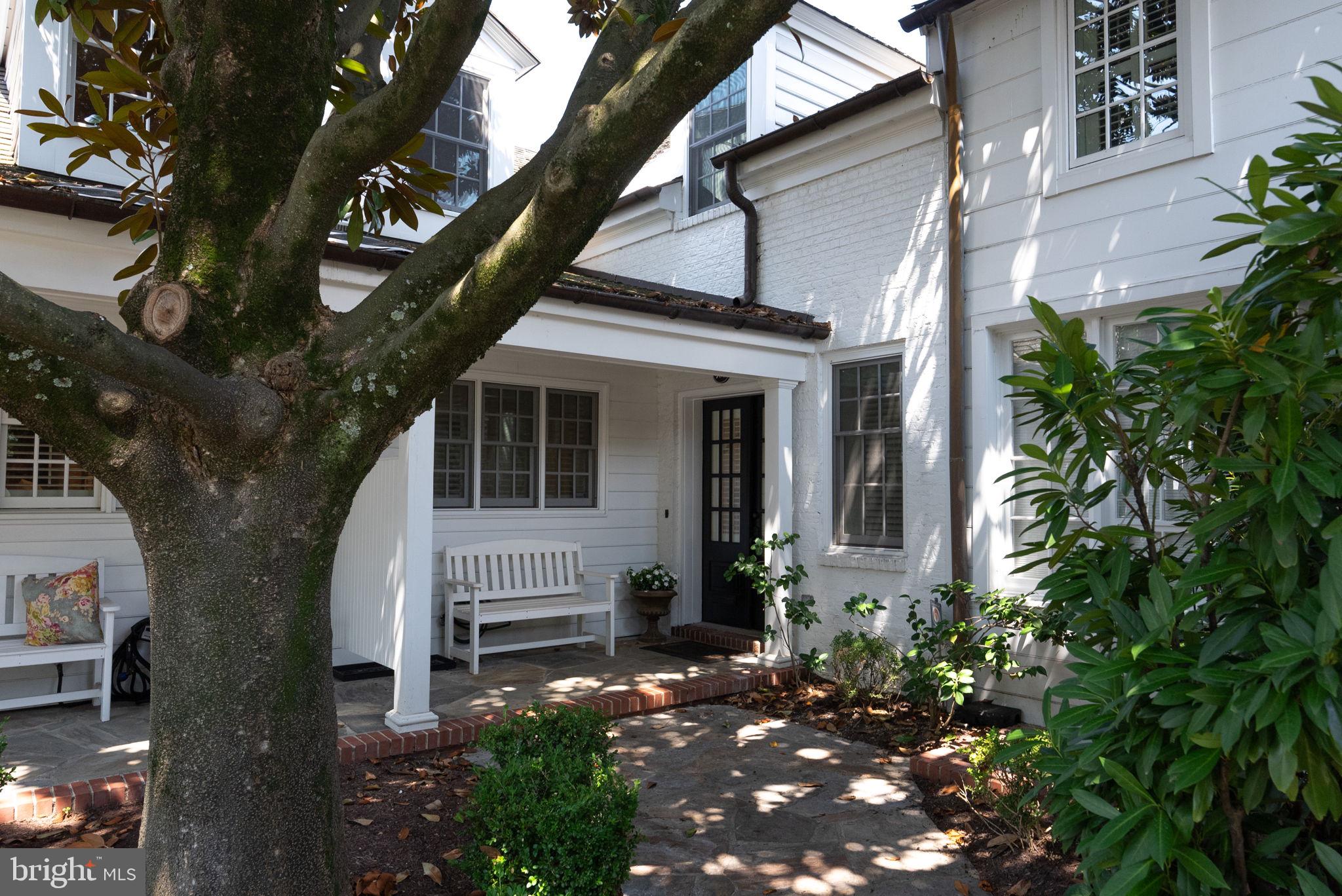 GENERAL WASHINGTON CLUB - Residential