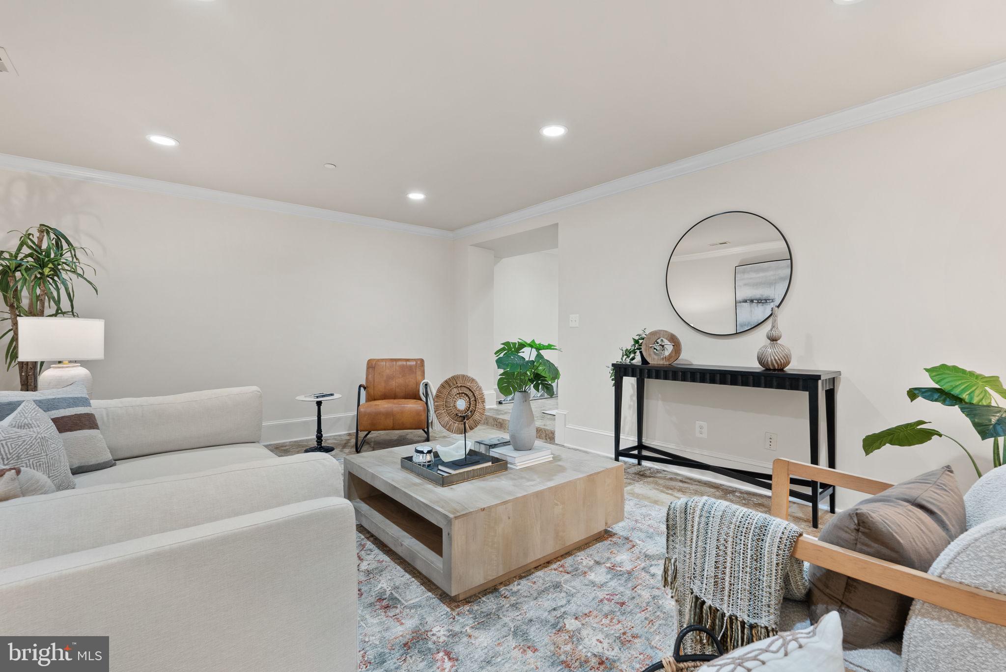 GENERAL WASHINGTON CLUB - Residential