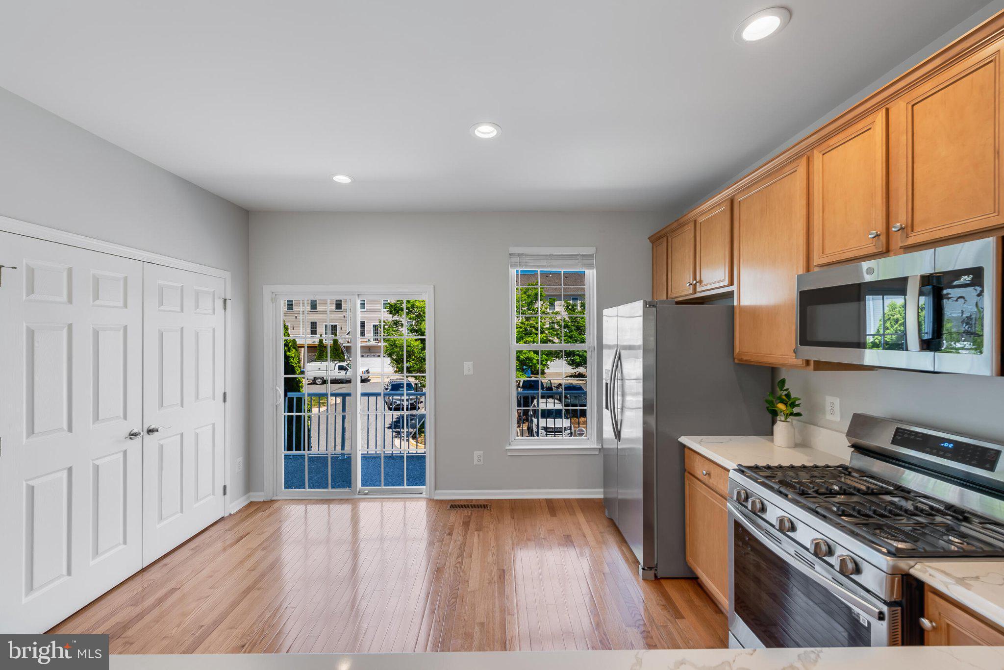 AMBERLEA AT SOUTH RIDING - Residential