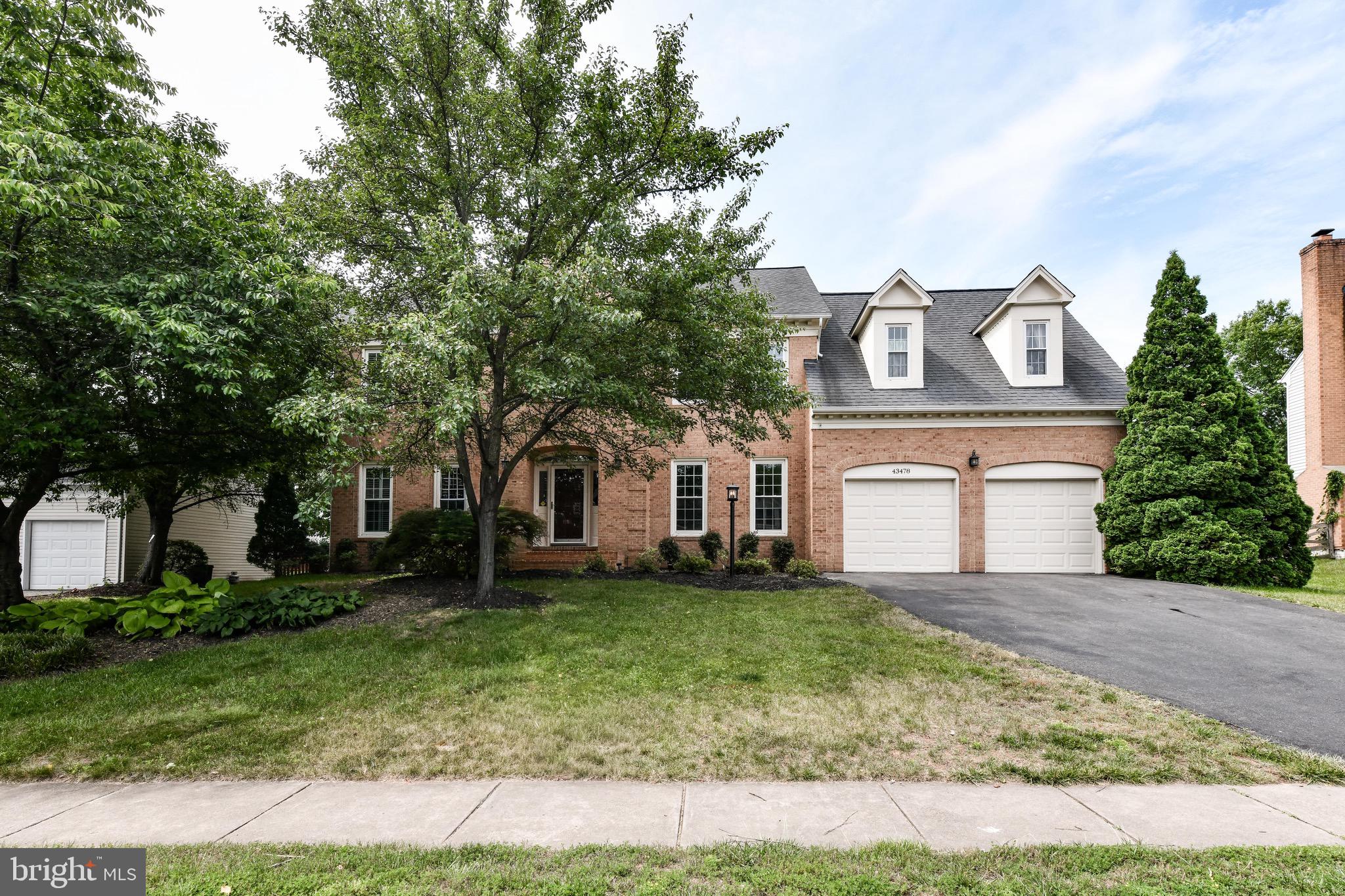 ASHBURN FARM - Residential