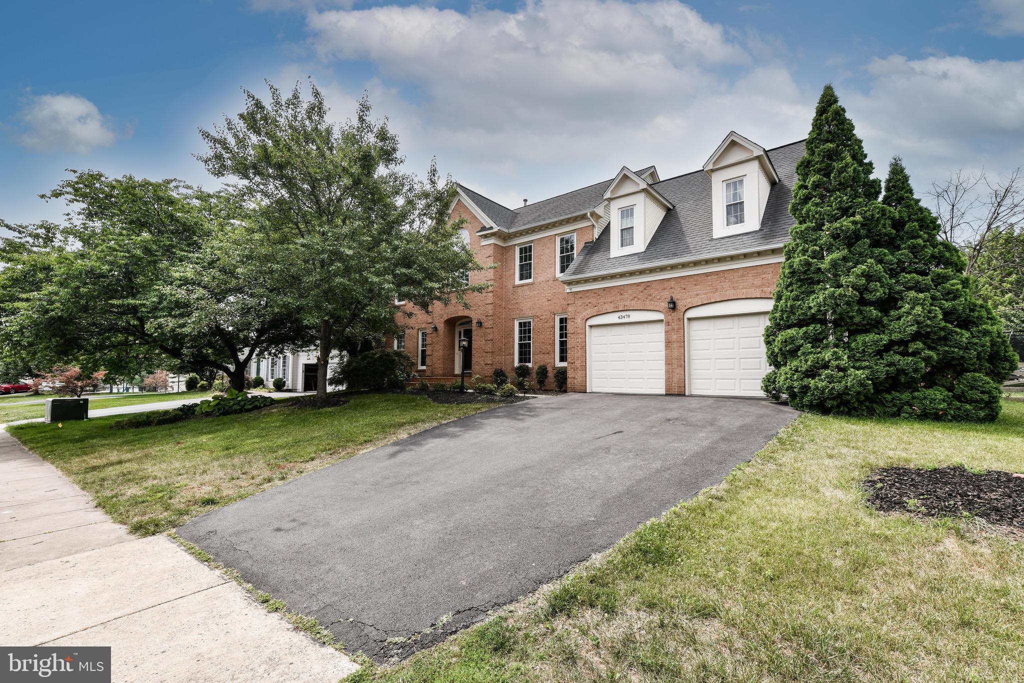 ASHBURN FARM - Residential