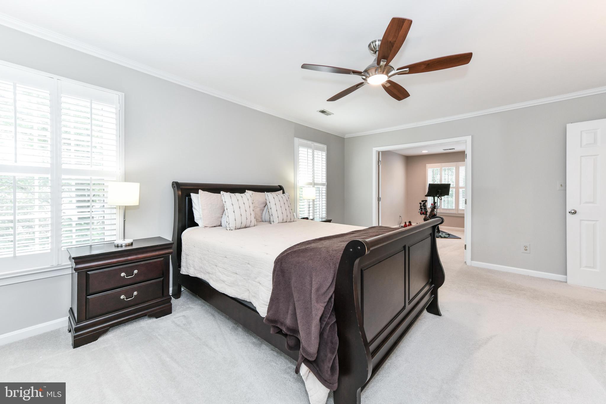 ASHBURN FARM - Residential