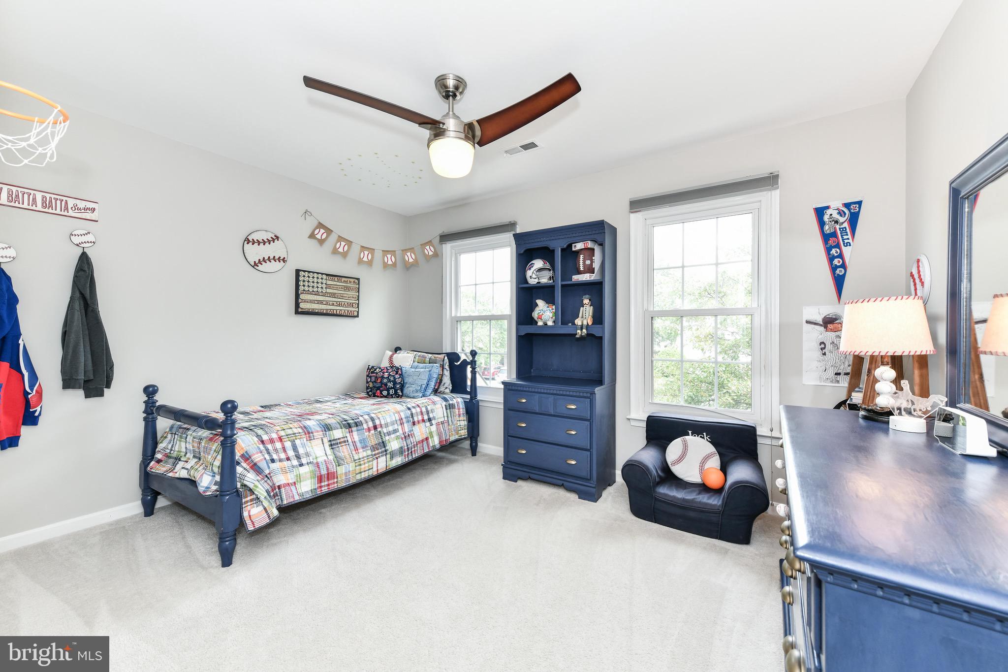 ASHBURN FARM - Residential