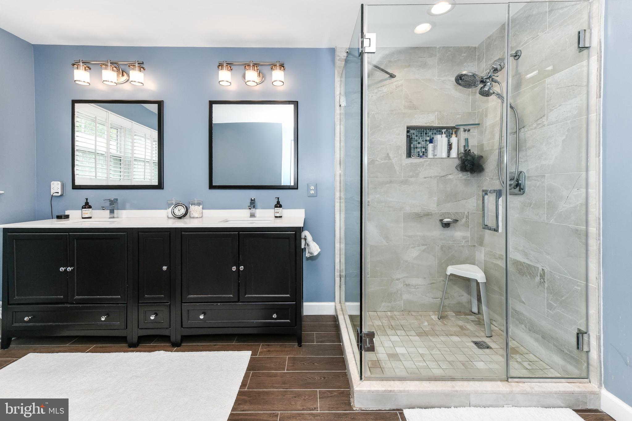 ASHBURN FARM - Residential