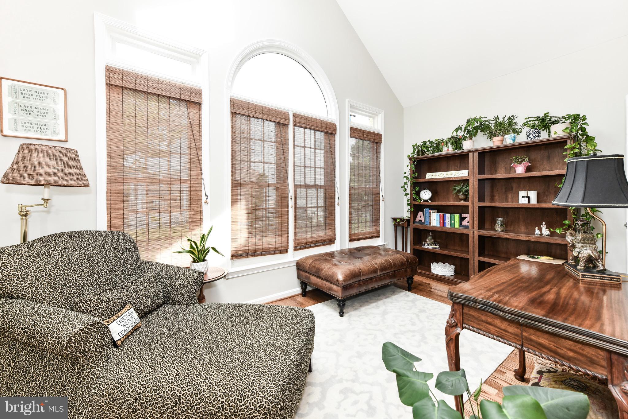 ASHBURN FARM - Residential