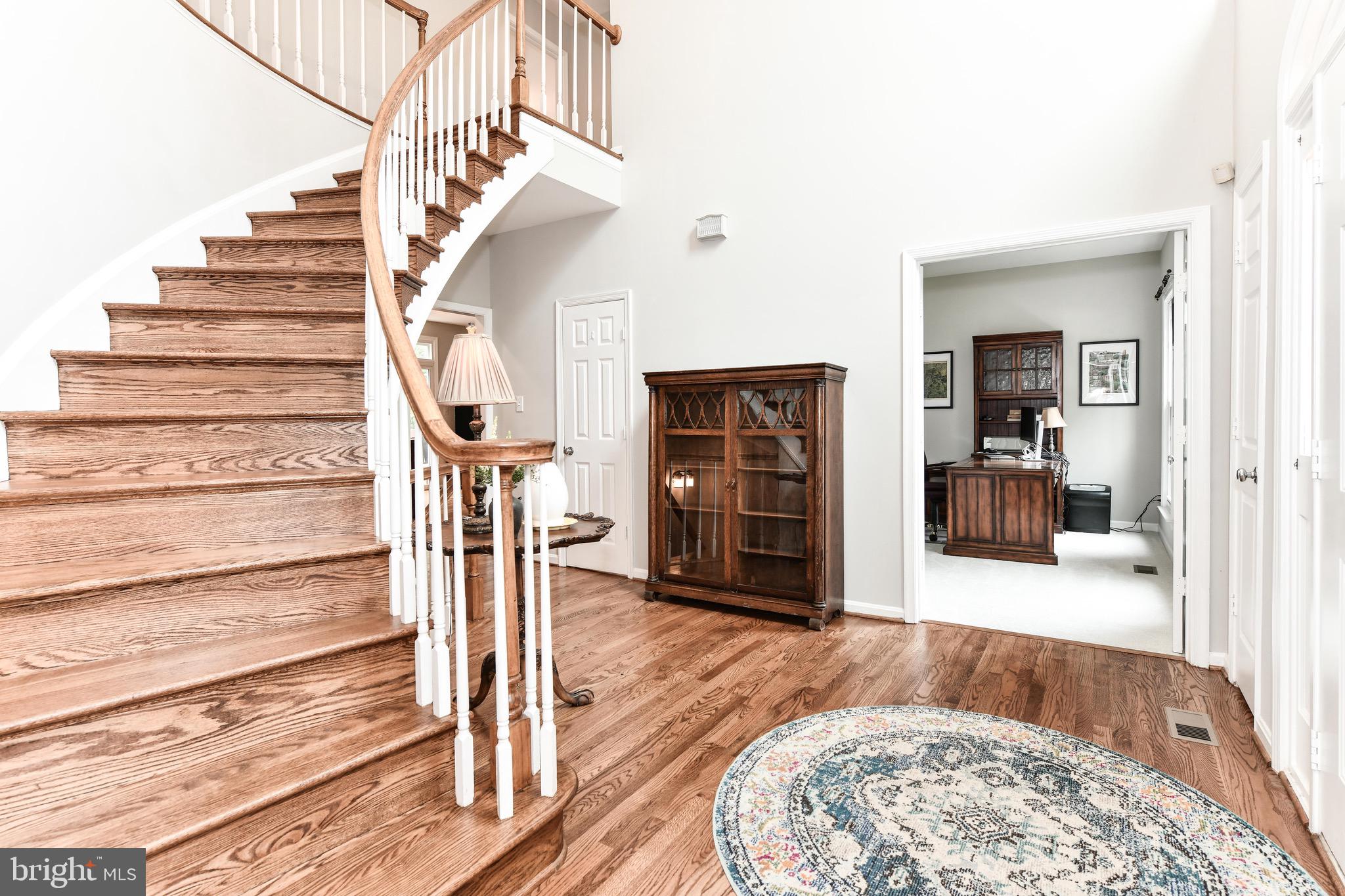 ASHBURN FARM - Residential