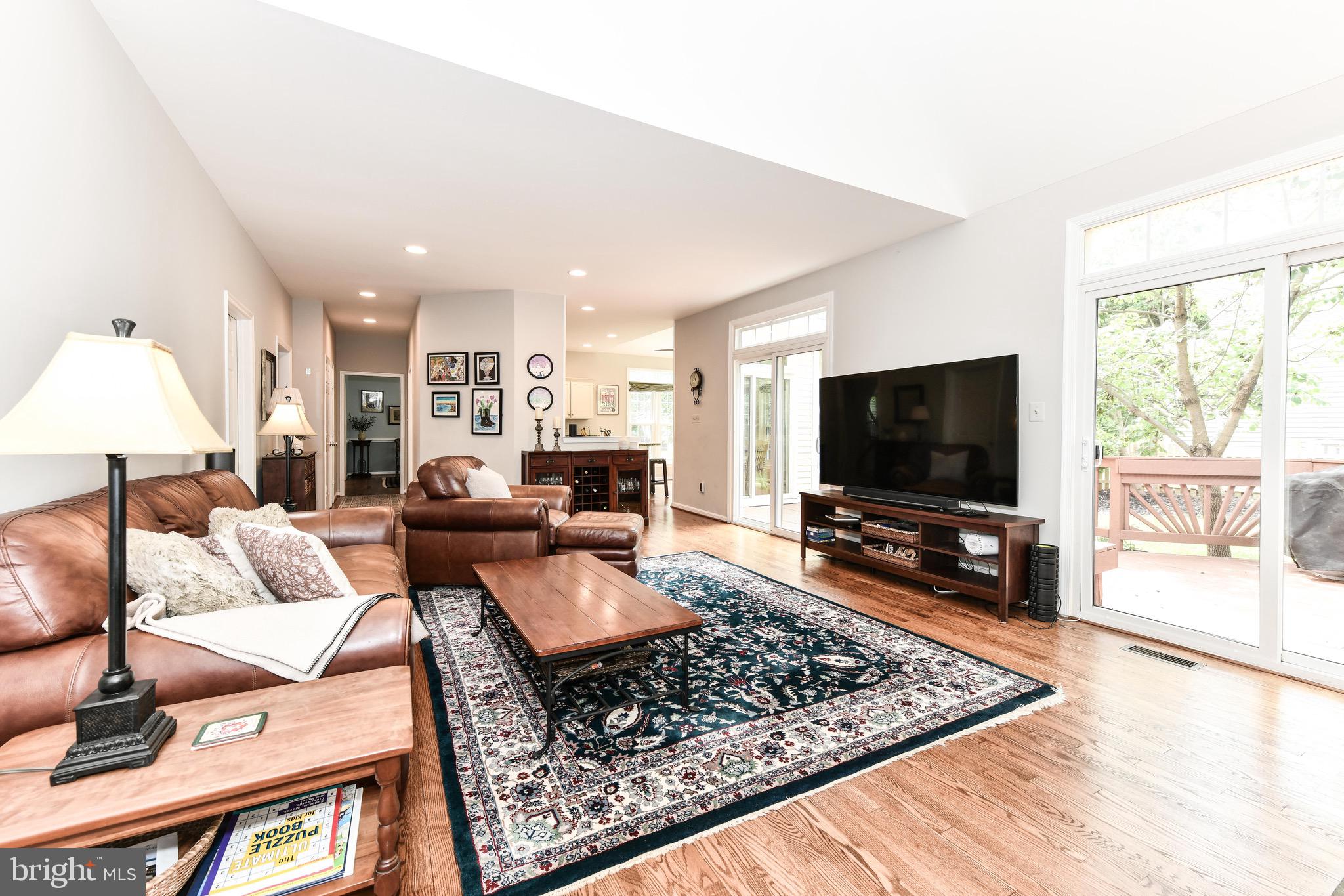 ASHBURN FARM - Residential