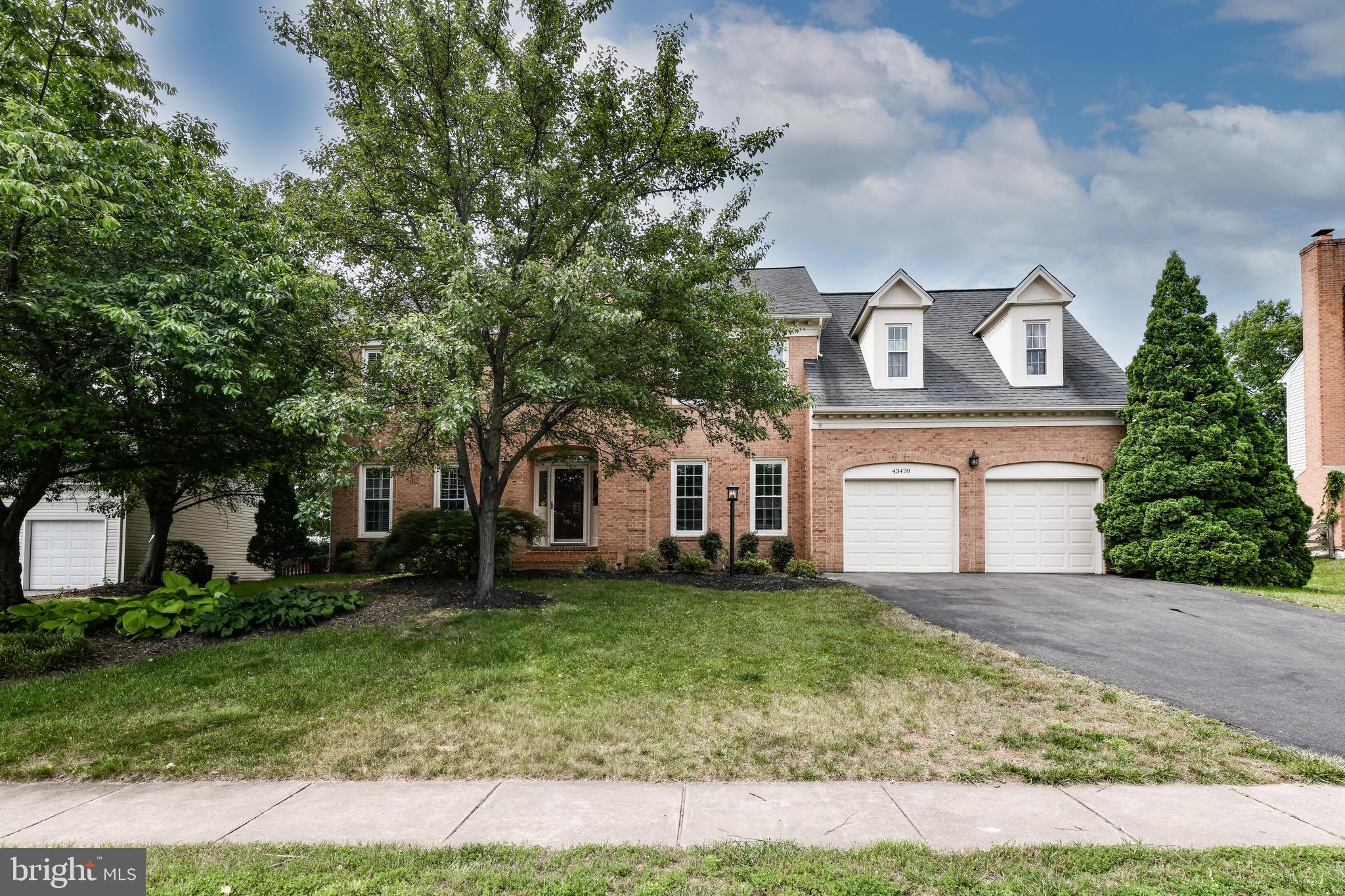 ASHBURN FARM - Residential