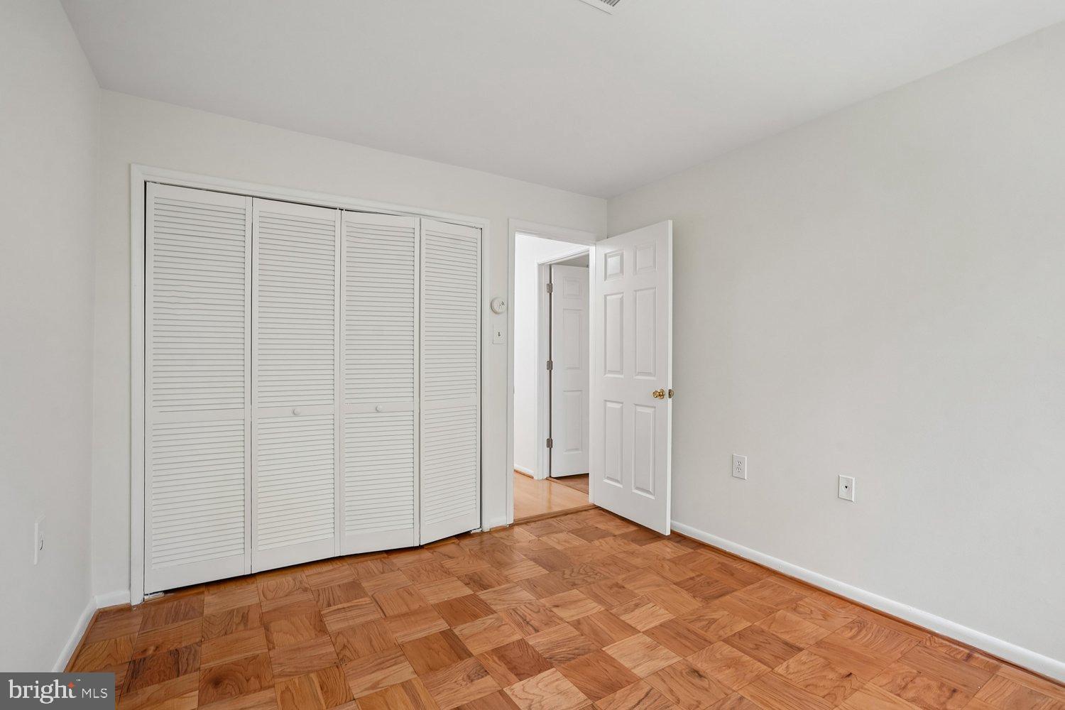 IVYMOUNT COURT - Residential