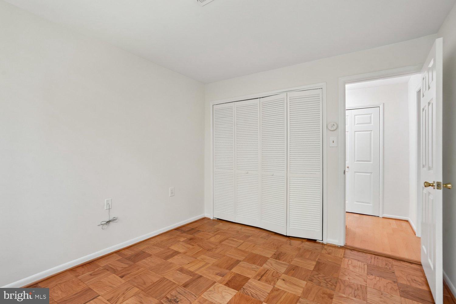 IVYMOUNT COURT - Residential