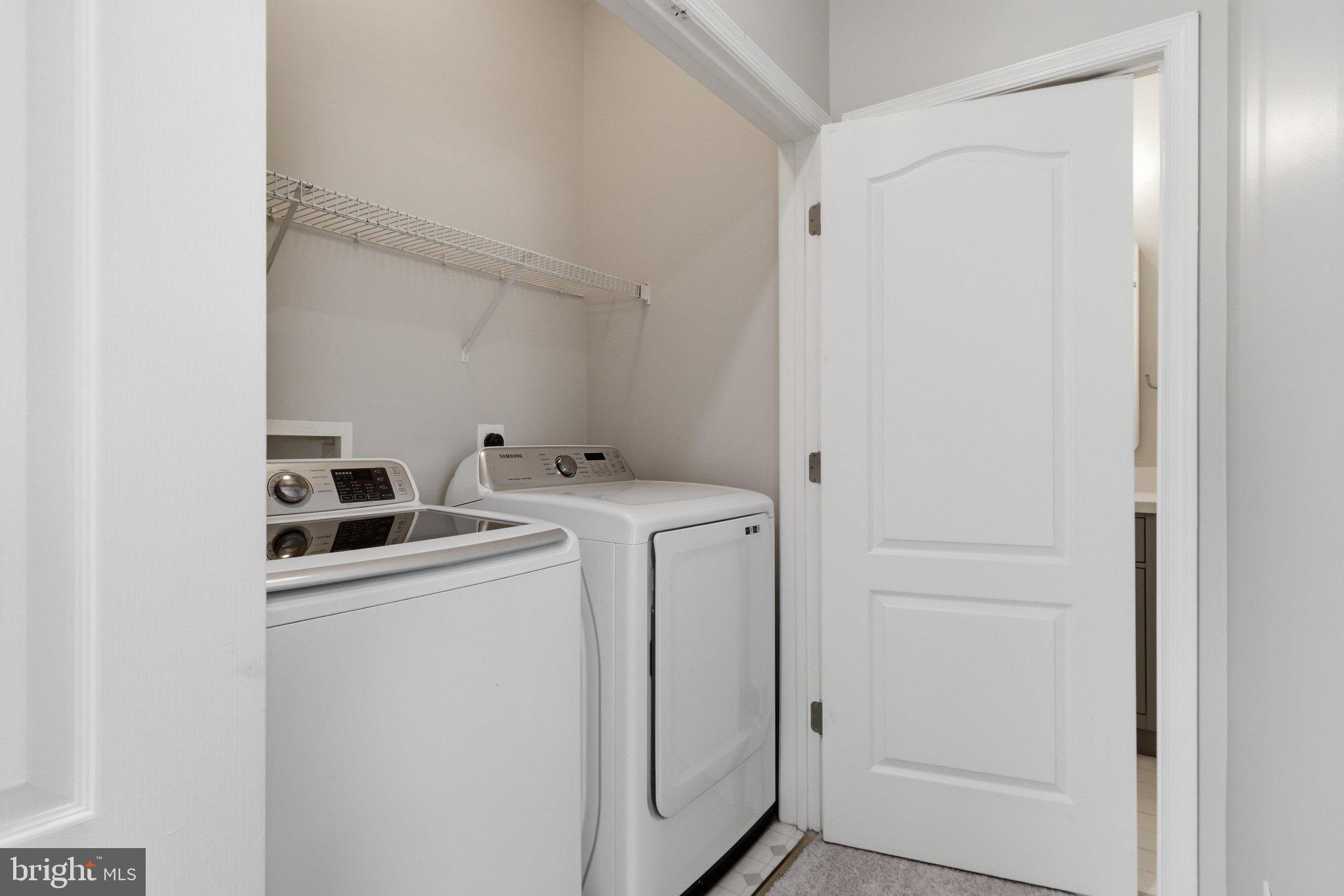SQUIRREL HILL - Residential