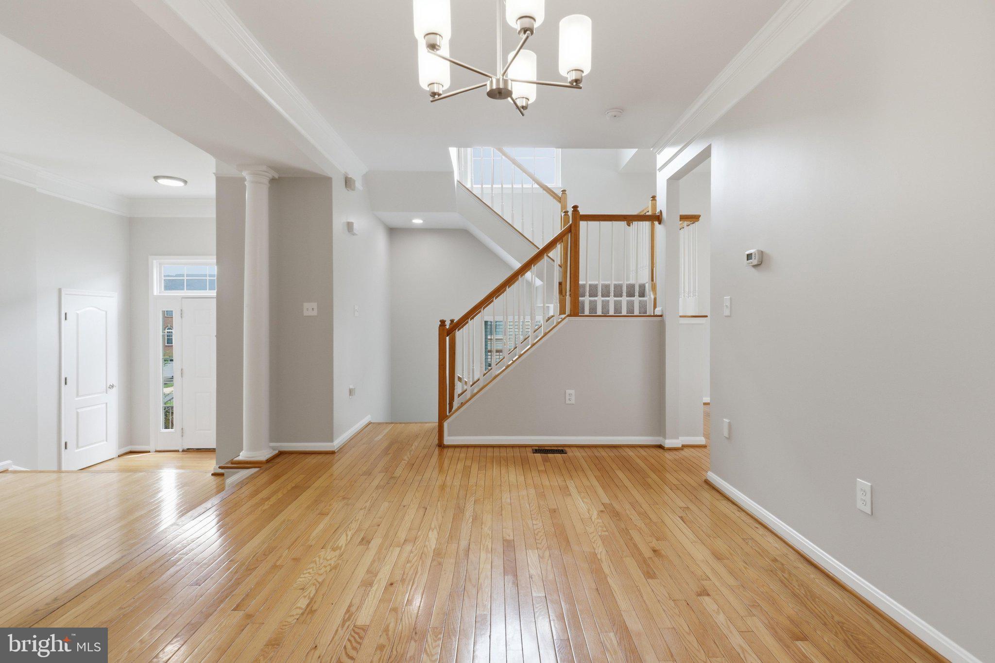 SQUIRREL HILL - Residential
