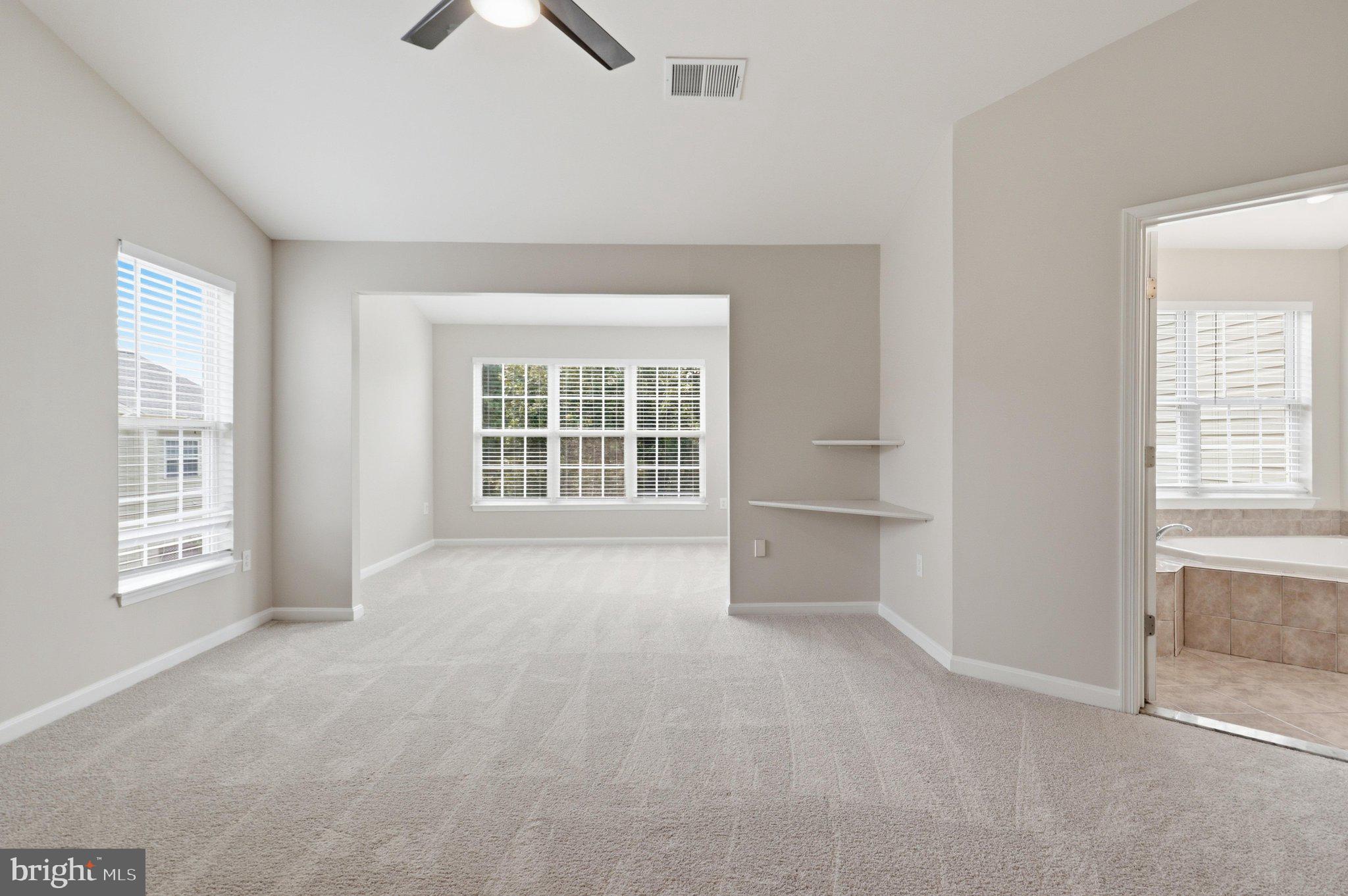 SQUIRREL HILL - Residential