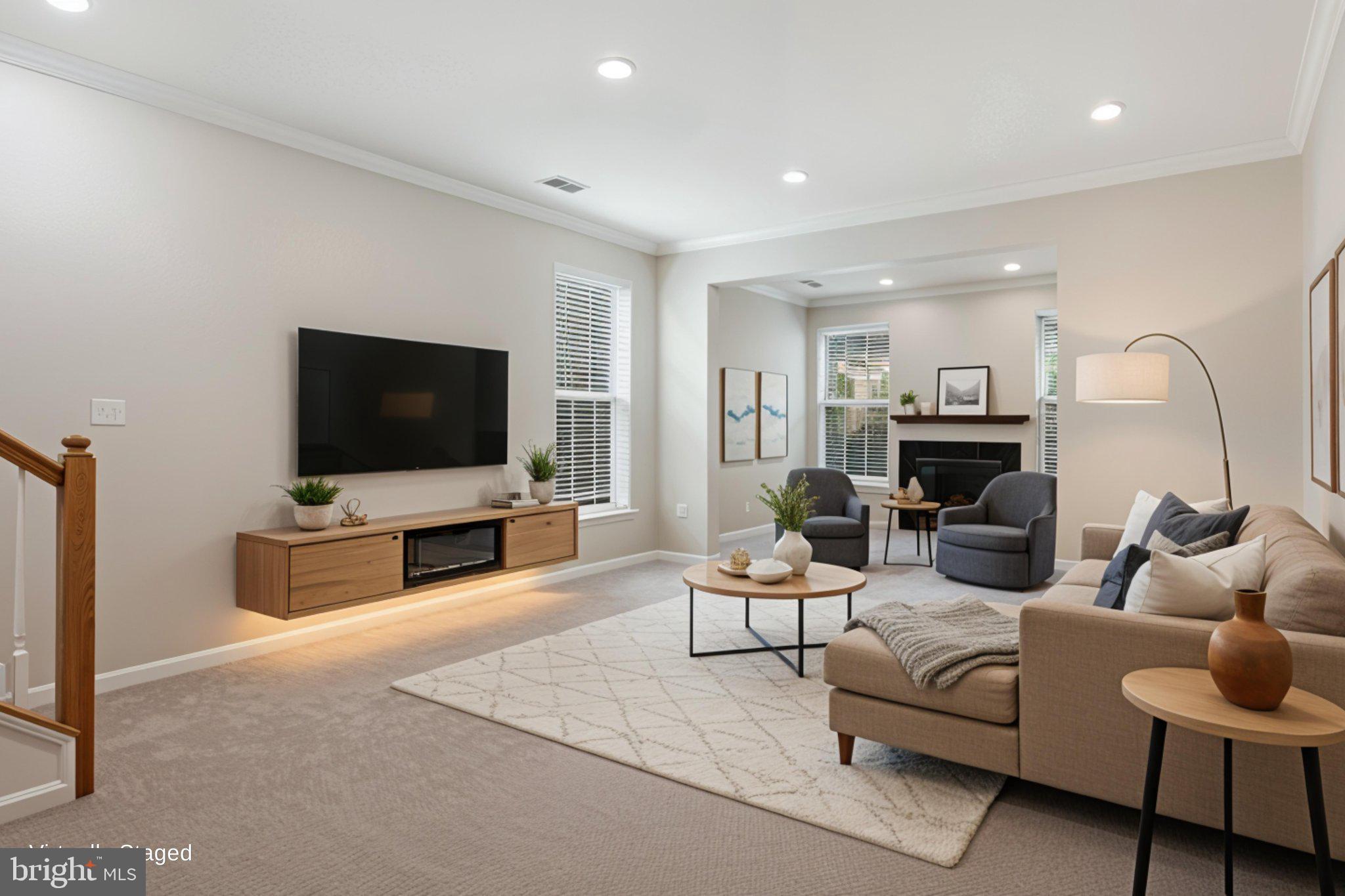 SQUIRREL HILL - Residential