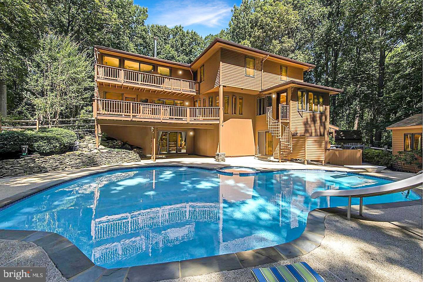 KINDLER OVERLOOK - Residential