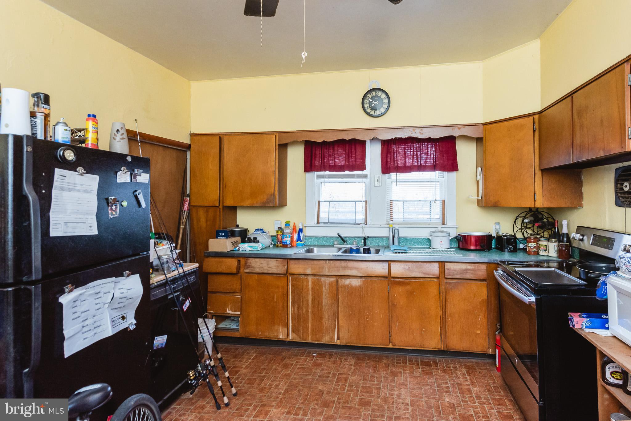 FAWN GROVE BORO - Commercial Sale