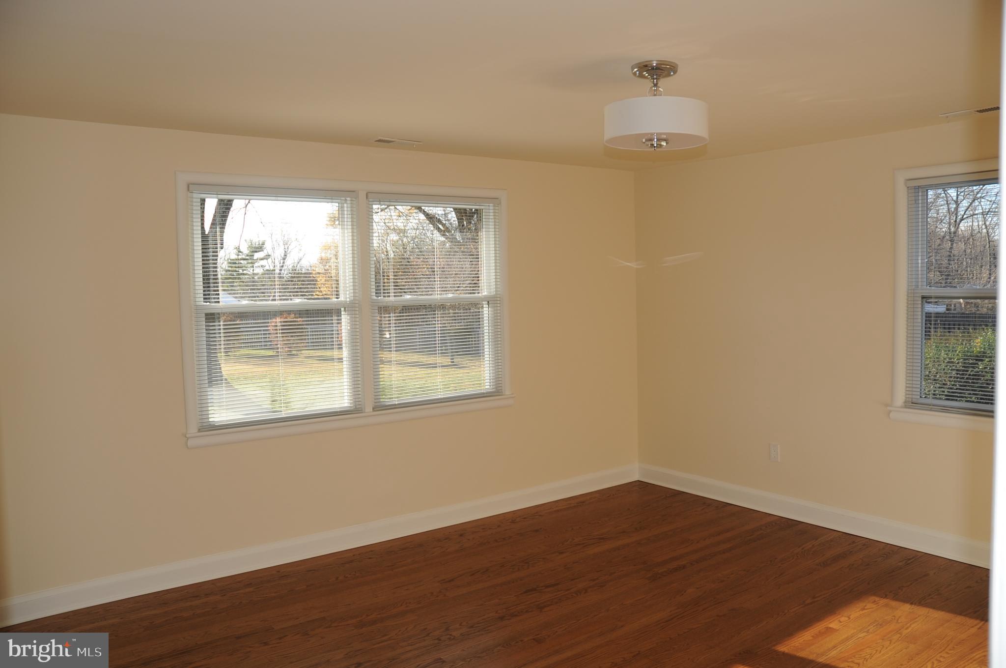 ROSEMONT - Residential Lease