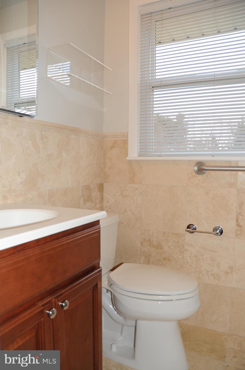 ROSEMONT - Residential Lease