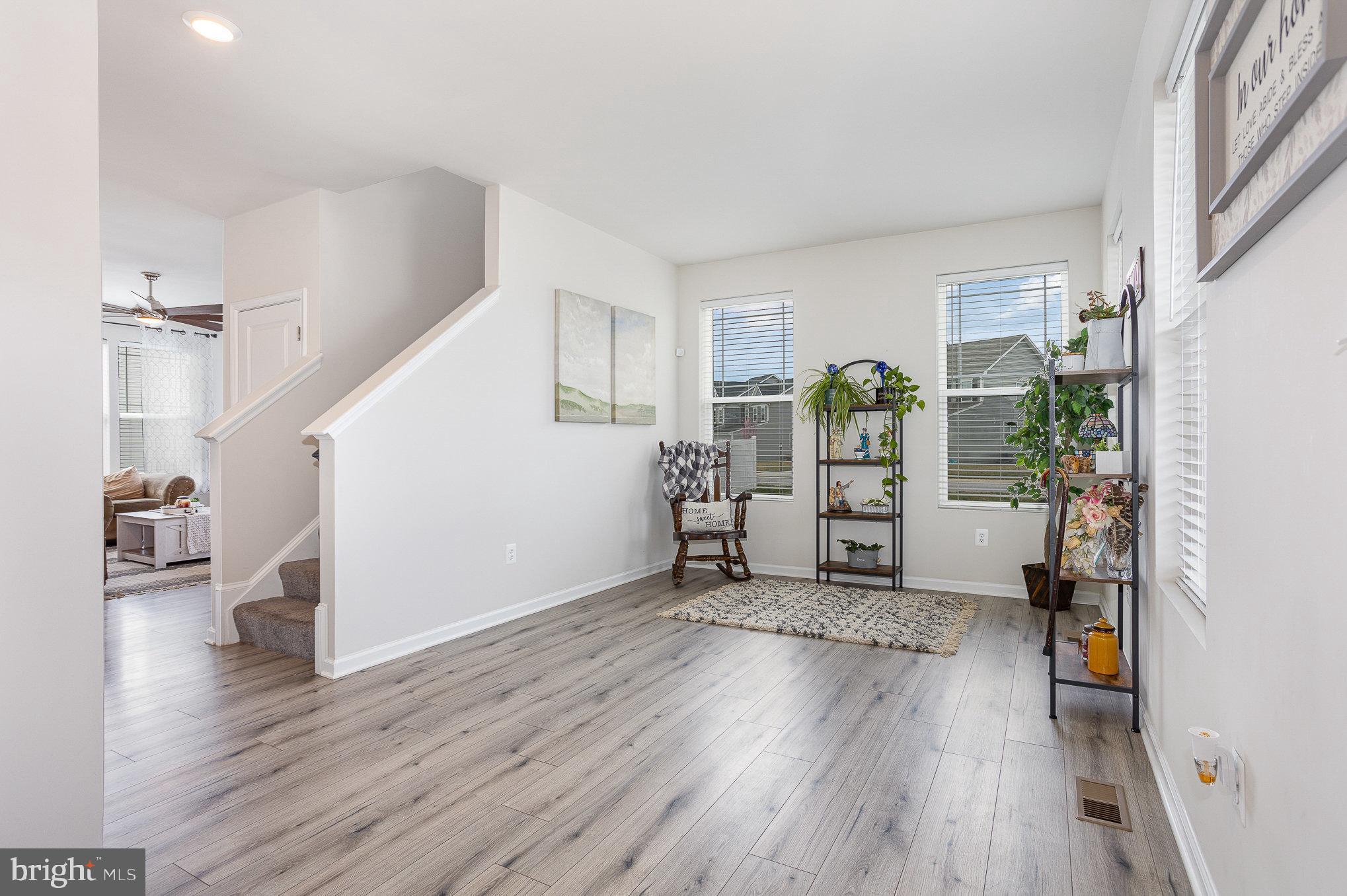 HICKORY RIDGE MEWS - Residential