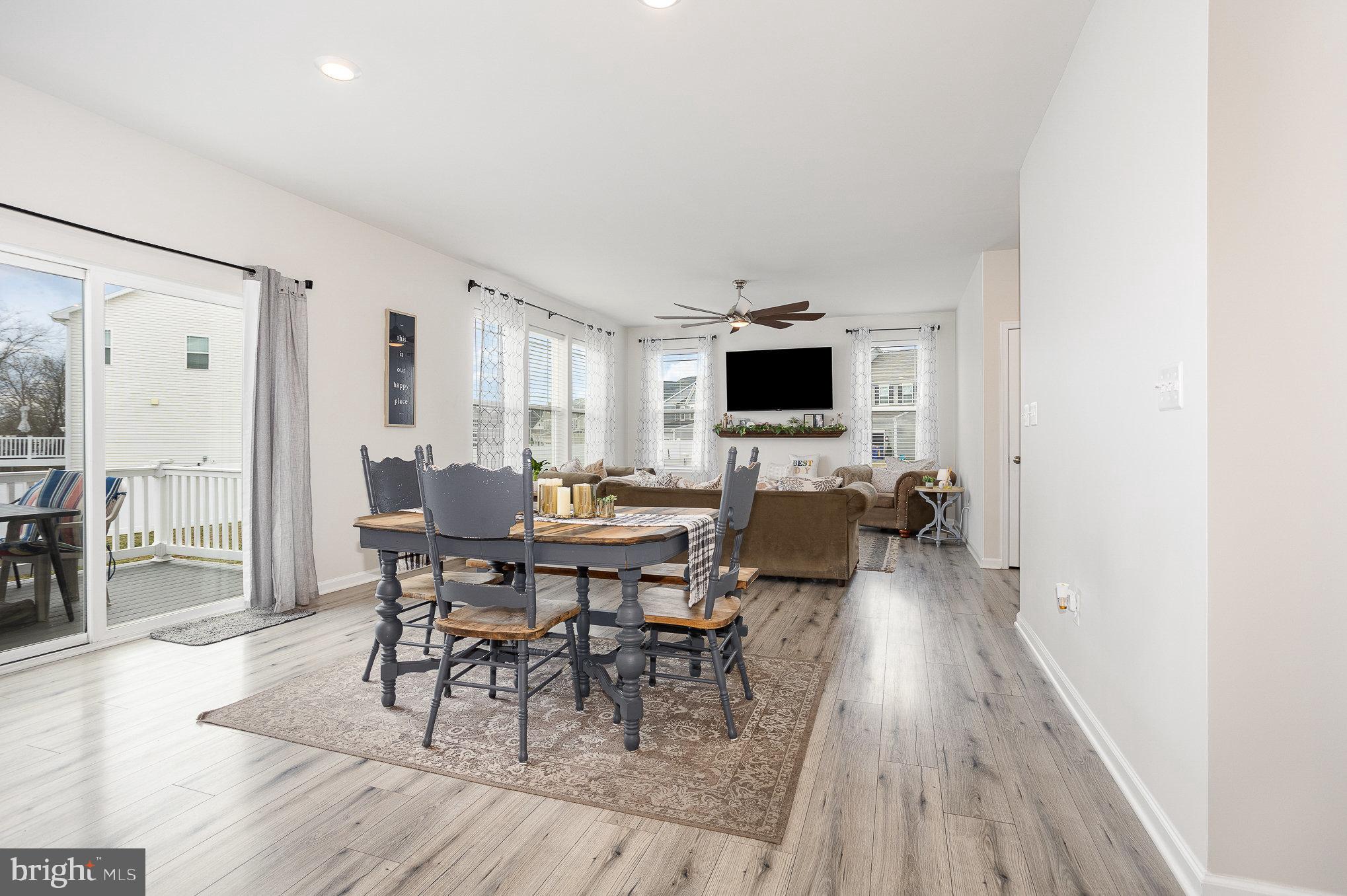 HICKORY RIDGE MEWS - Residential