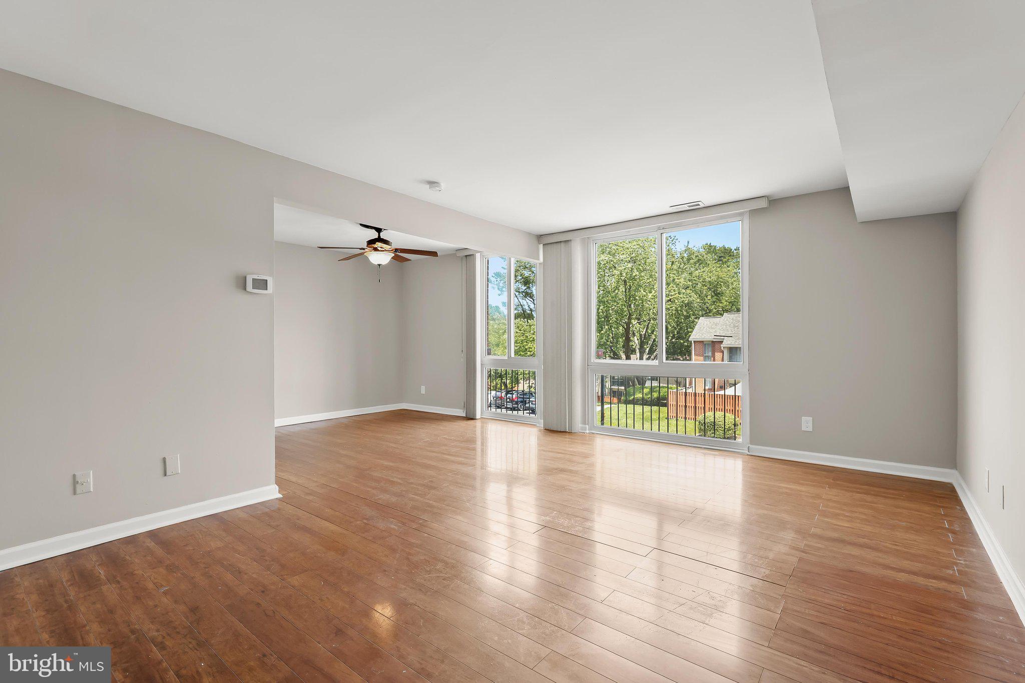 VILLAGE OF WILDE LAKE - Residential