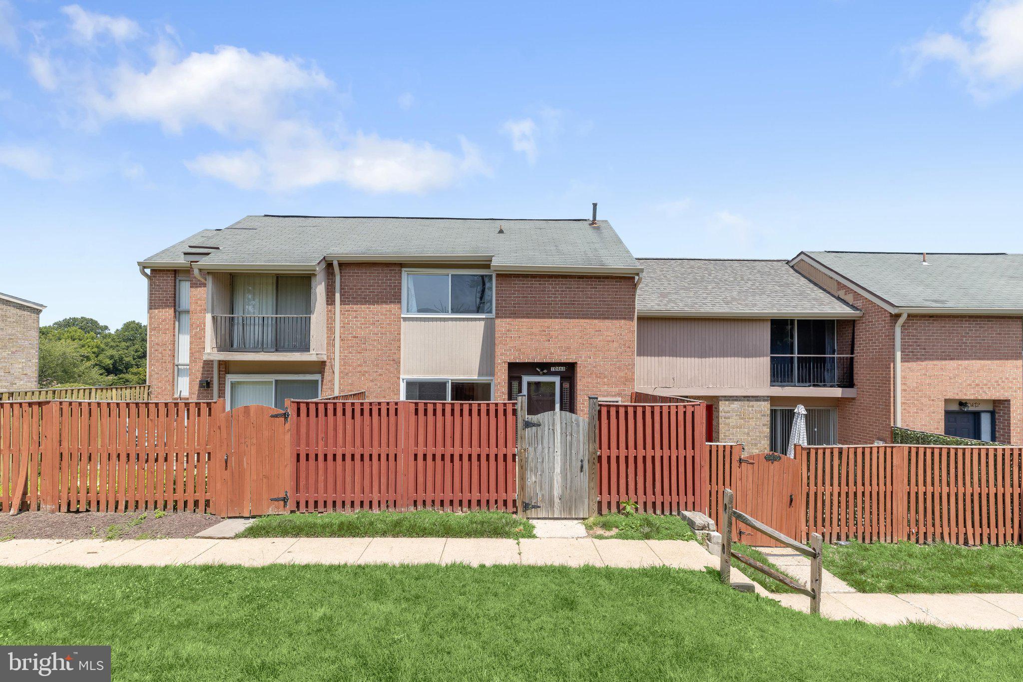 VILLAGE OF WILDE LAKE - Residential